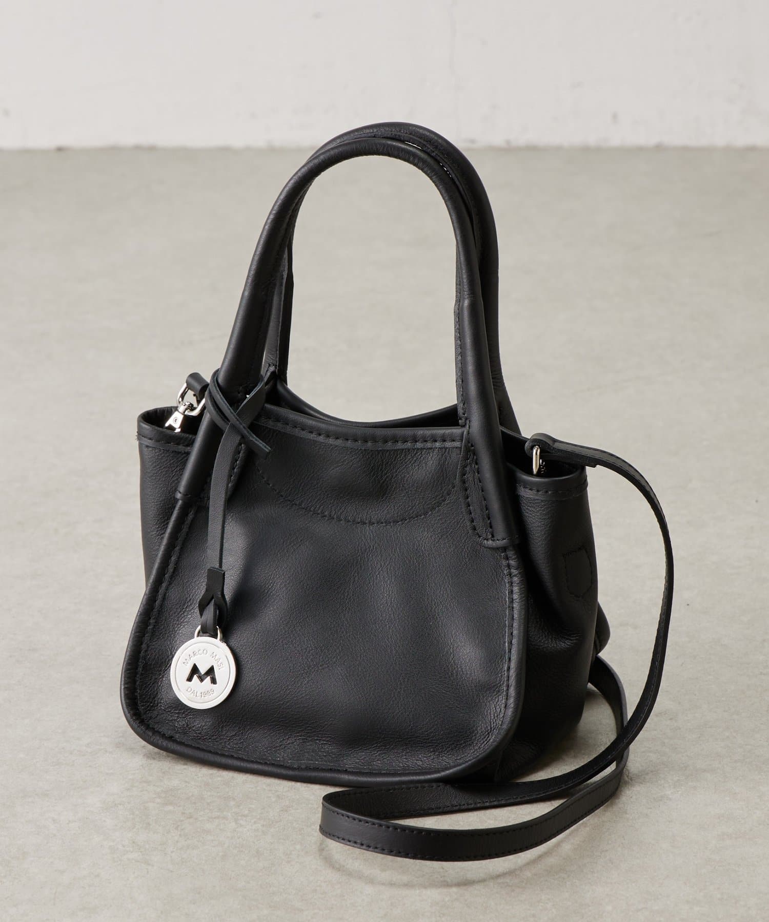 BEARDSLEY(ビアズリー) 《MARCO MASI》2AWYレザートートバッグ（ブラック）