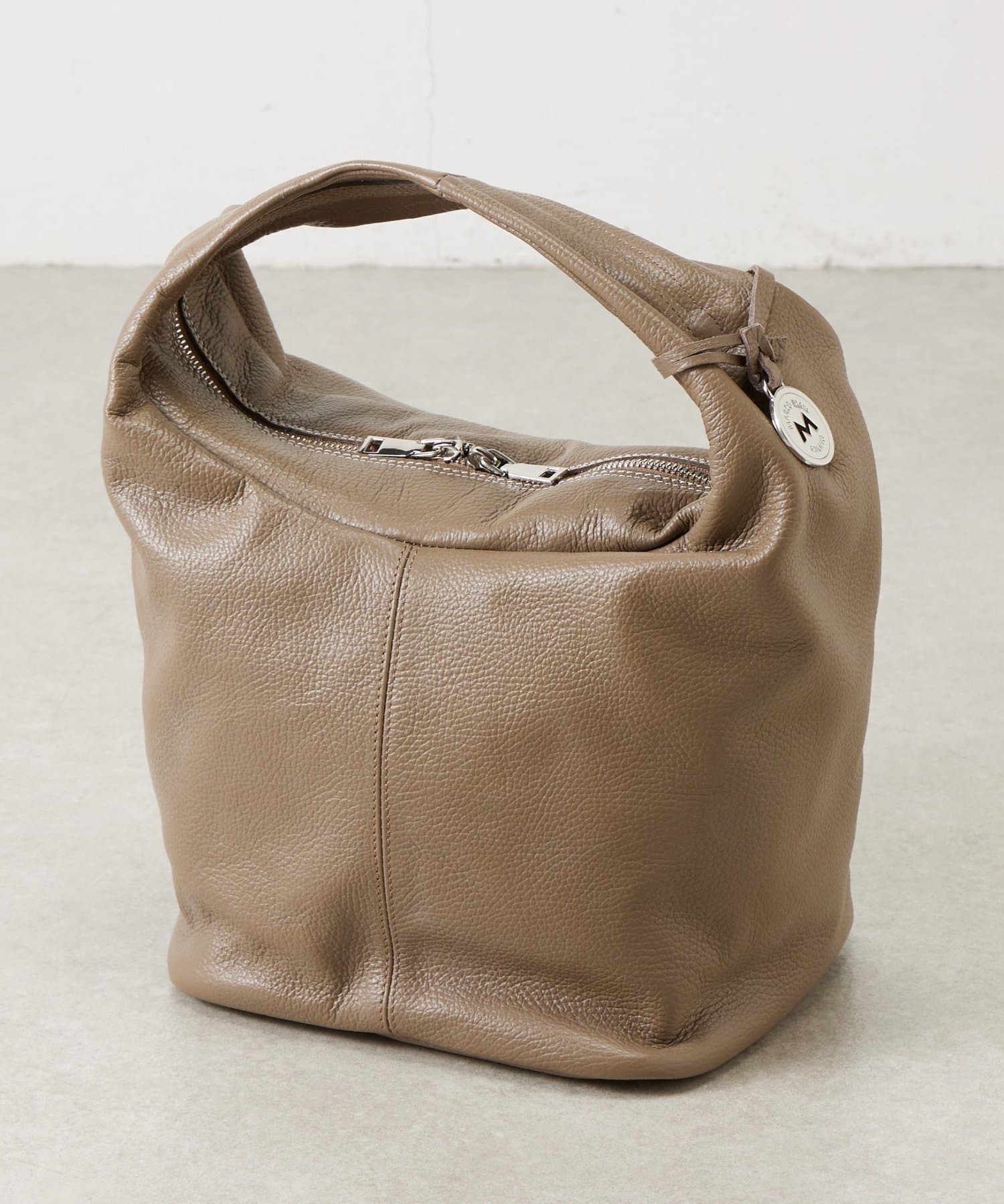 BEARDSLEY(ビアズリー) 《MARCO MASI》スクエアレザートートバッグ