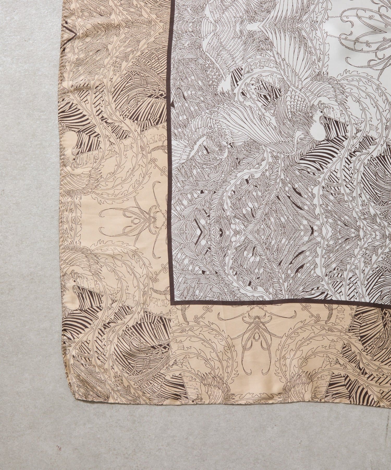 COLONY 2139(コロニー トゥーワンスリーナイン) オリエンタル柄大判スカーフ 90×90