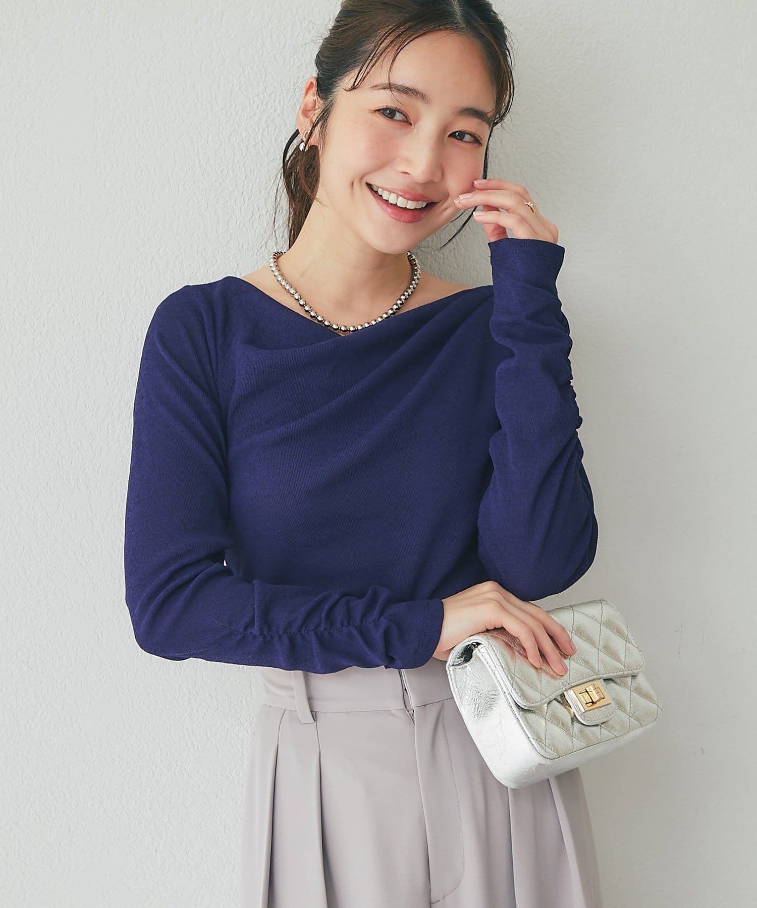 La boutique BonBon(ラブティックボンボン) 【miki監修カラー・ネイビー＆サックス追加！】ドレープネックプルオーバー