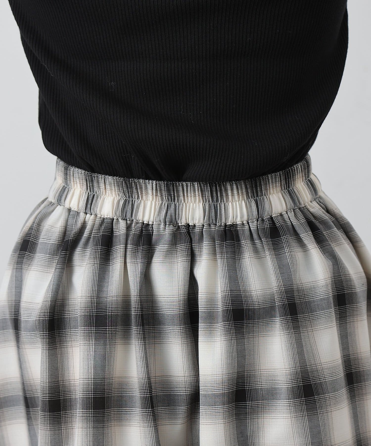 COLONY 2139(コロニー トゥーワンスリーナイン) オンブレチェックフレアスカート