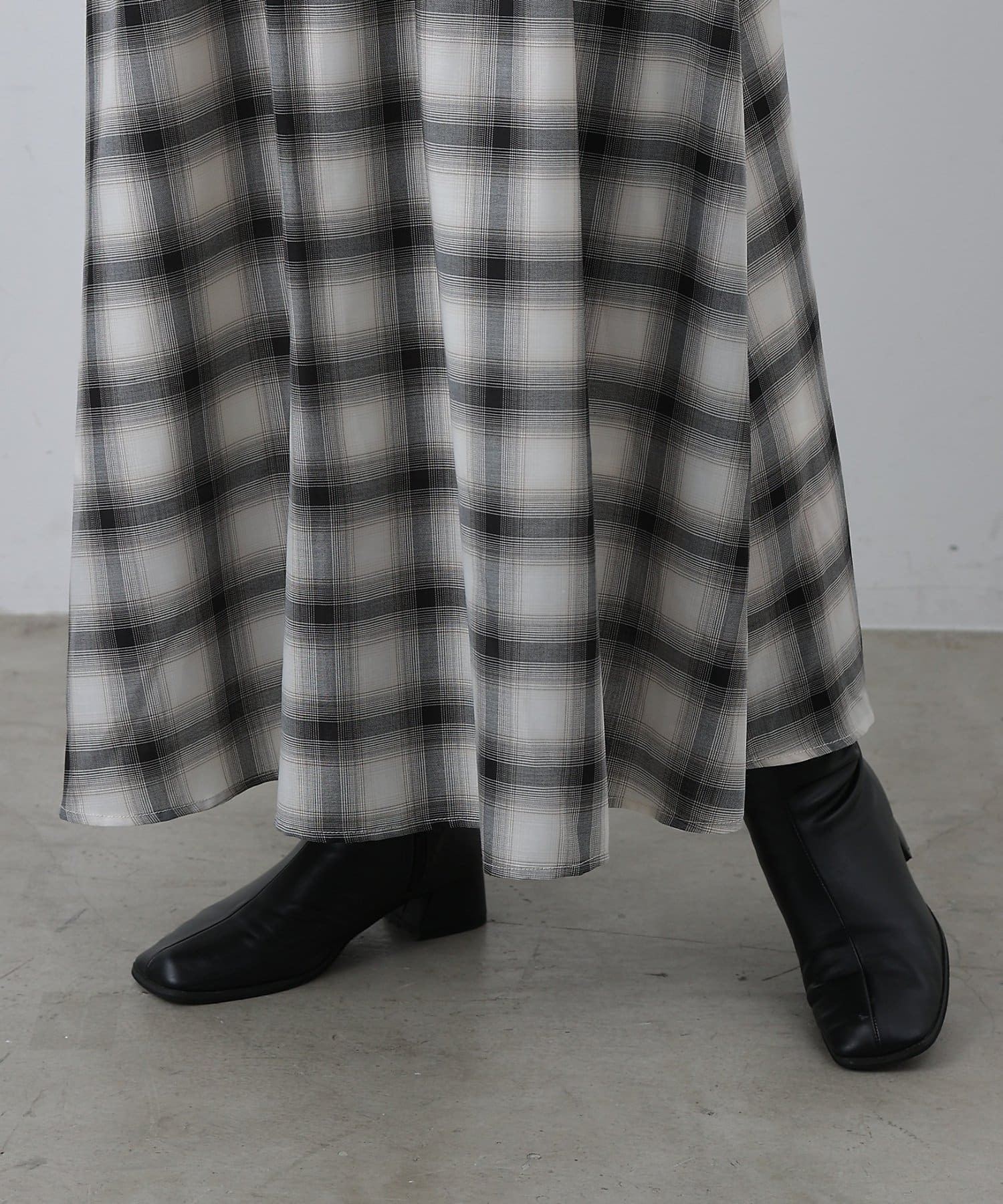 COLONY 2139(コロニー トゥーワンスリーナイン) オンブレチェックフレアスカート