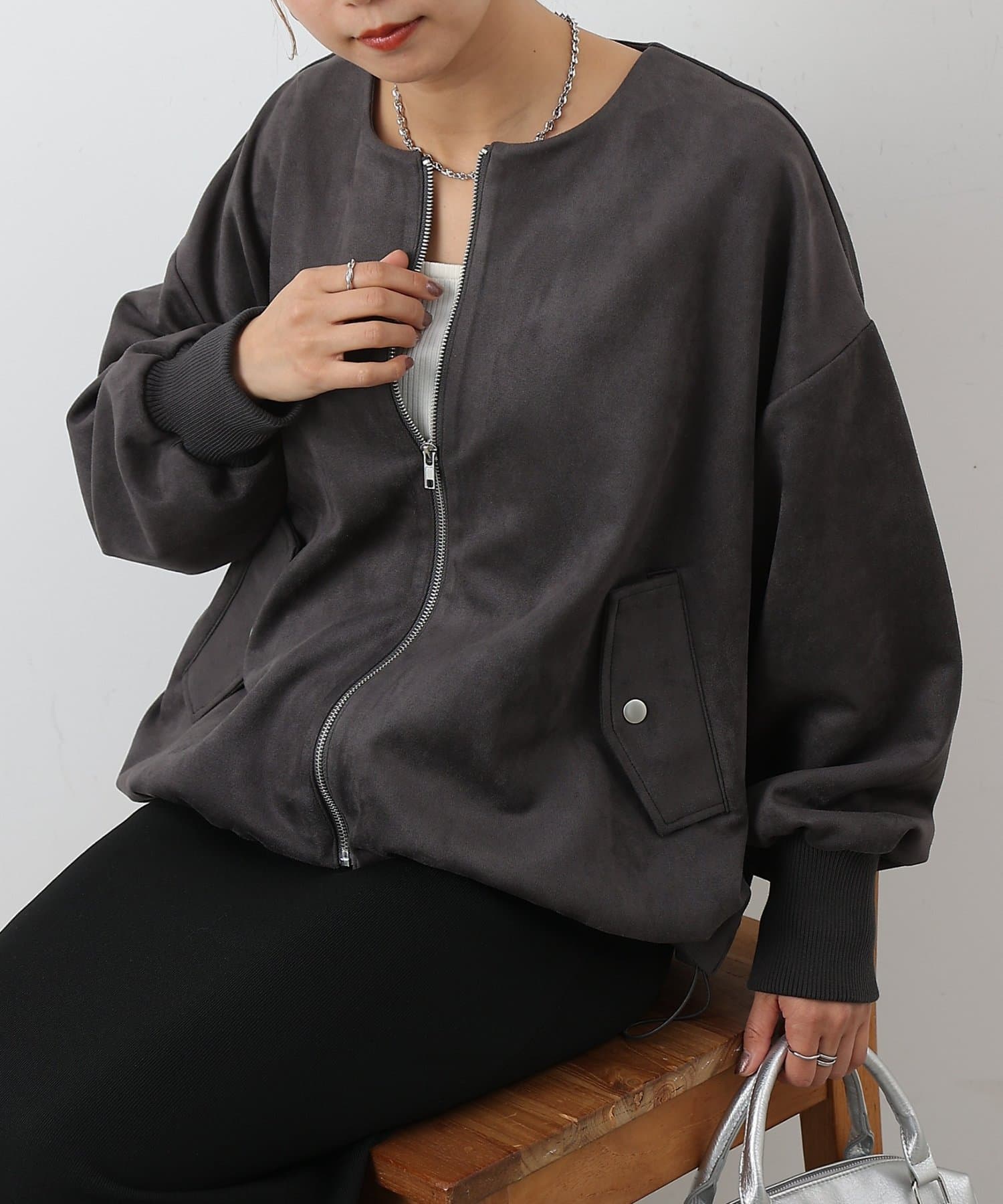 COLONY 2139(コロニー トゥーワンスリーナイン) スエードポンチ裾バルーンリブブルゾン