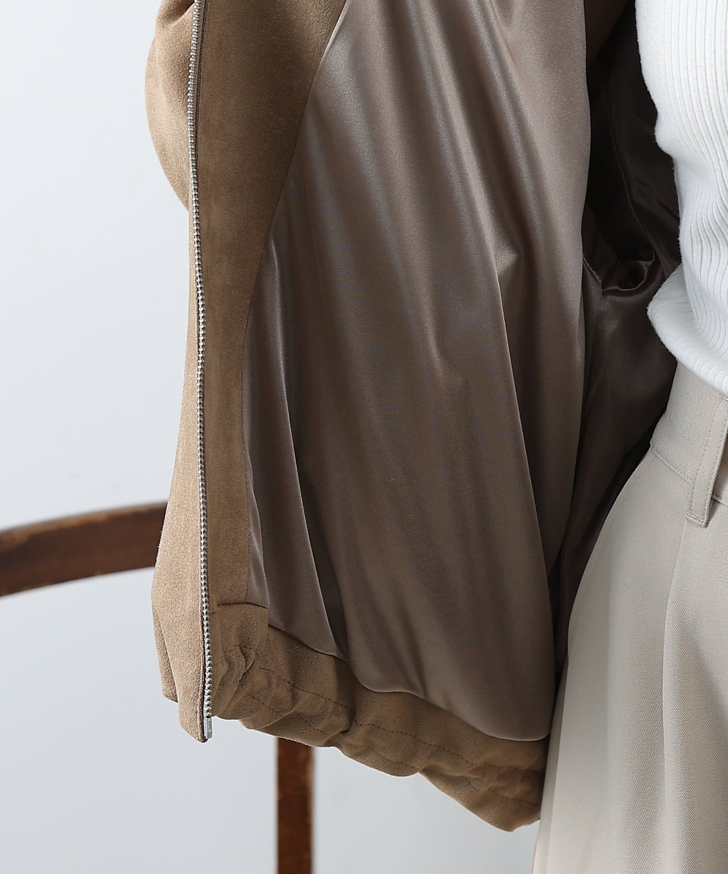 COLONY 2139(コロニー トゥーワンスリーナイン) スエードポンチ裾バルーンリブブルゾン