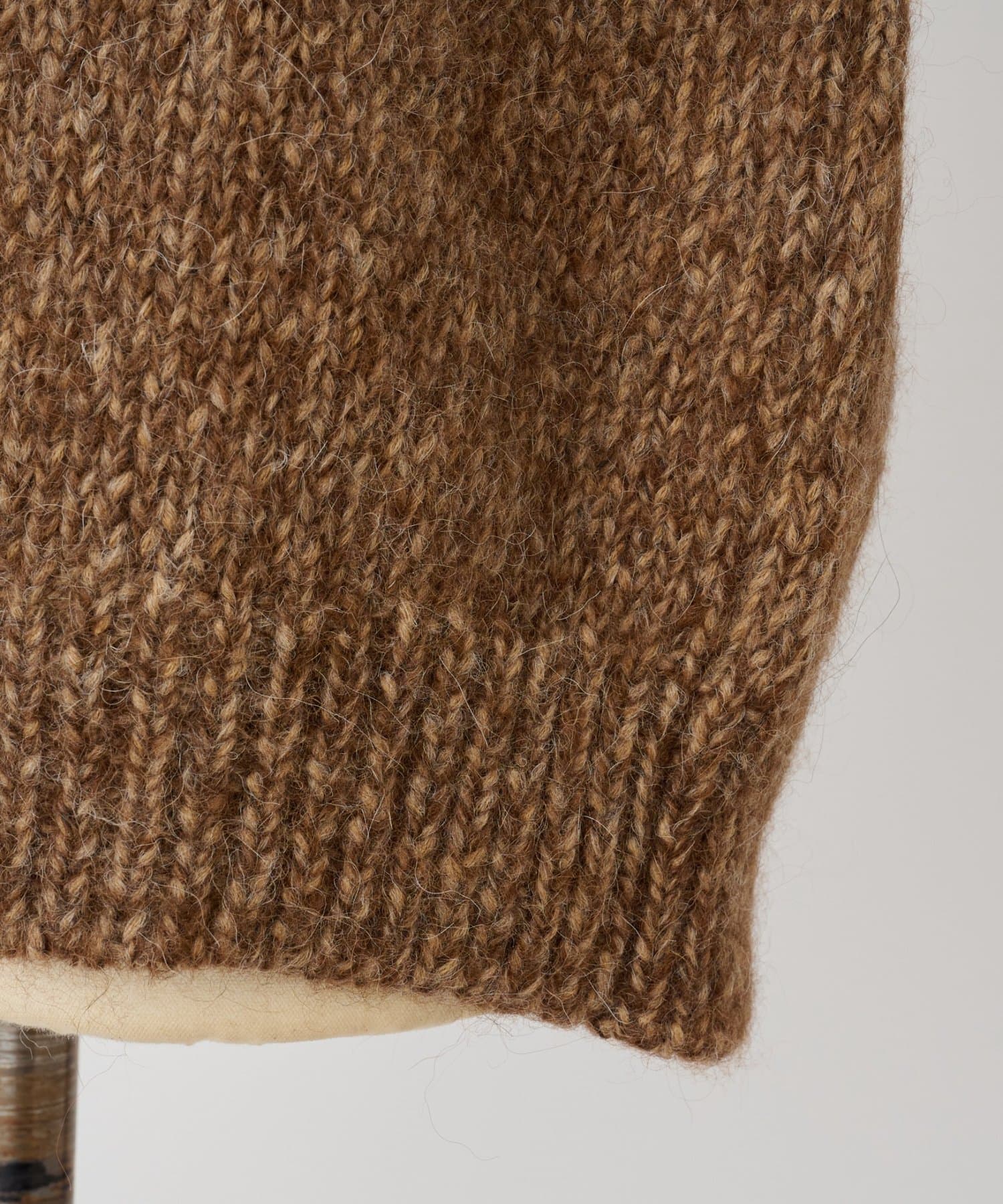 BEARDSLEY(ビアズリー) 《CORDERA》アルパカブレンドローゲージニット