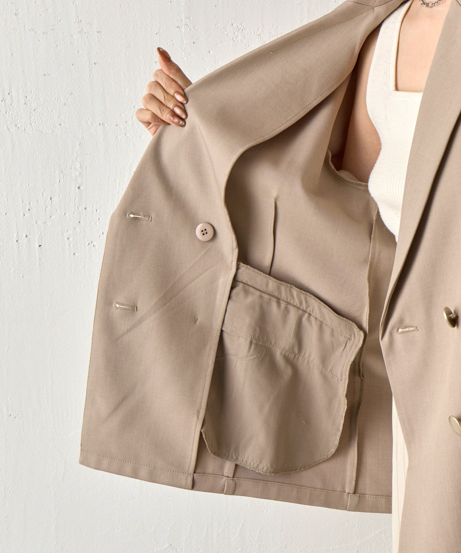 COLONY 2139(コロニー トゥーワンスリーナイン) 金釦ダブルテーラードジャケット