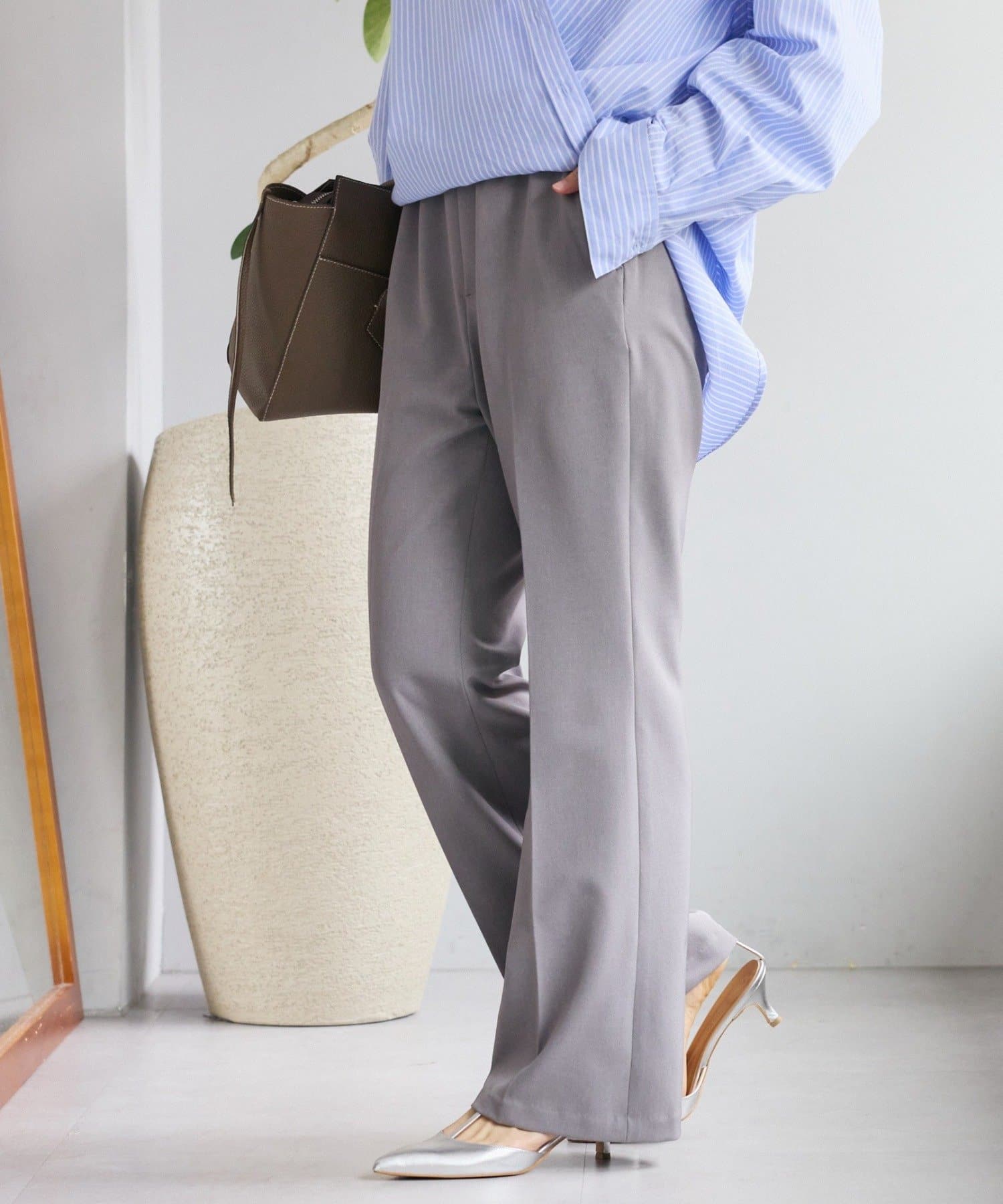 RIVE DROITE(リヴドロワ) 予約【褒められシルエット】イージーフレアパンツ