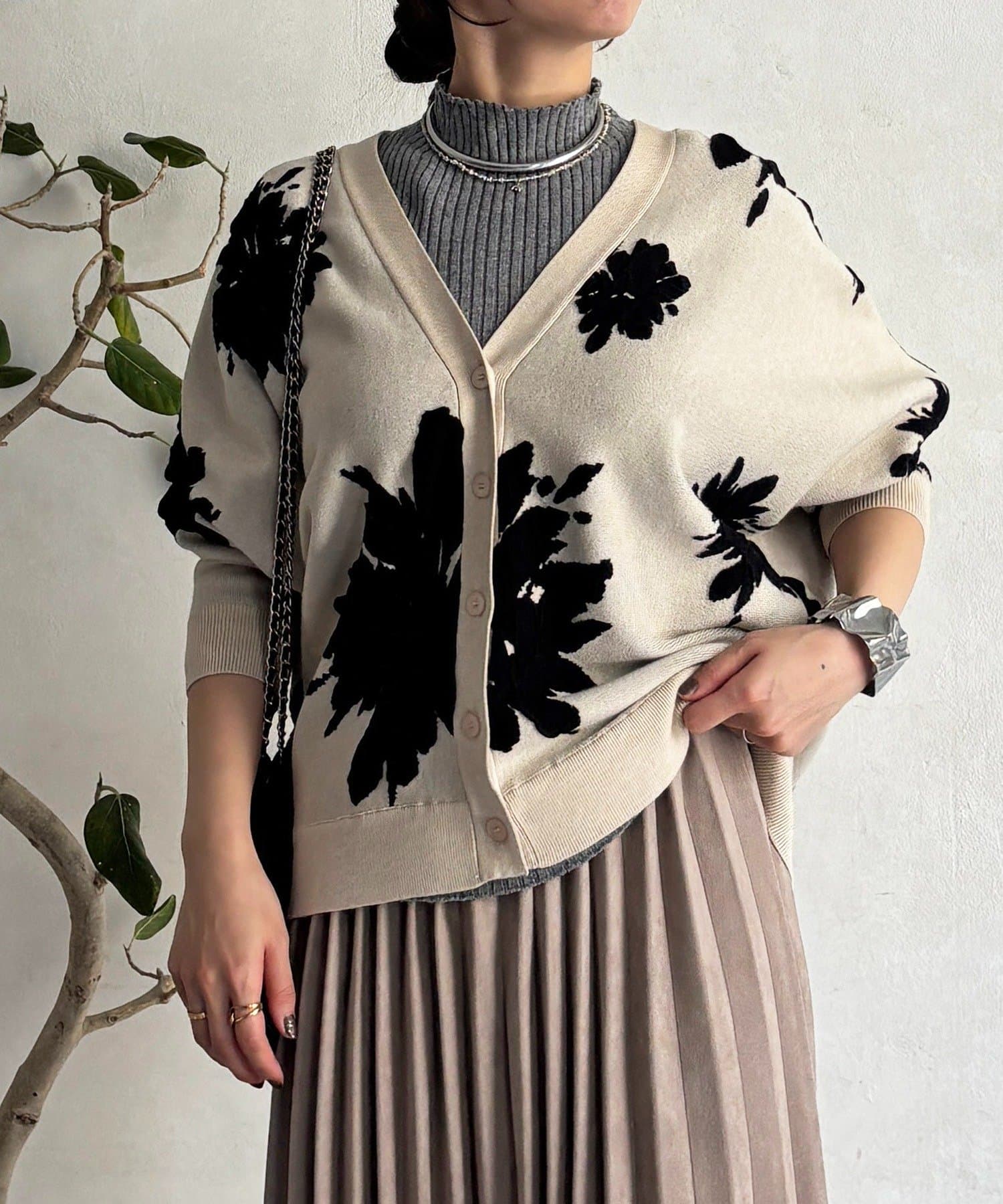 Croisiere(クロジエール) 花柄カーディガン