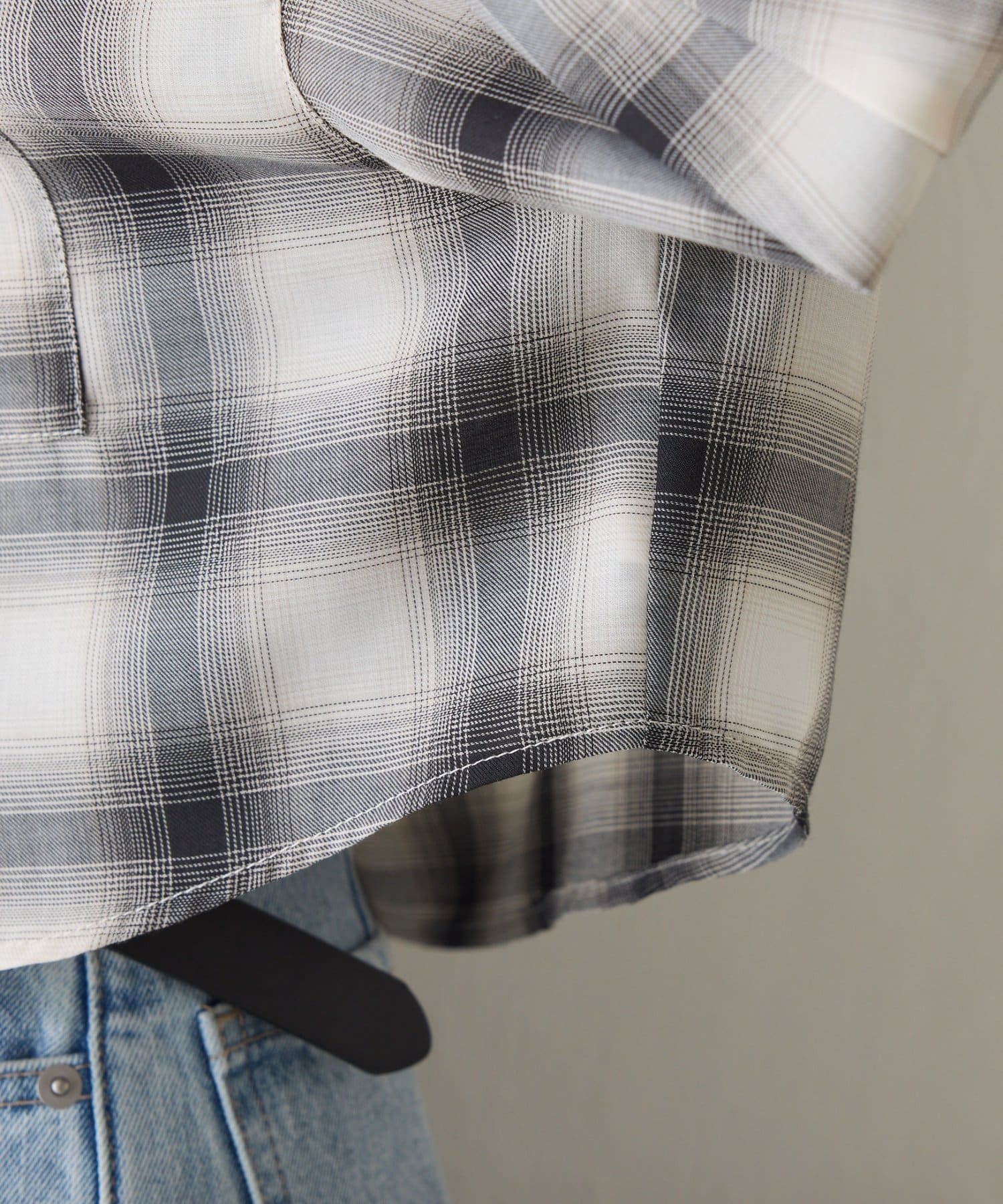 COLONY 2139(コロニー トゥーワンスリーナイン) チェックフードショートシャツ