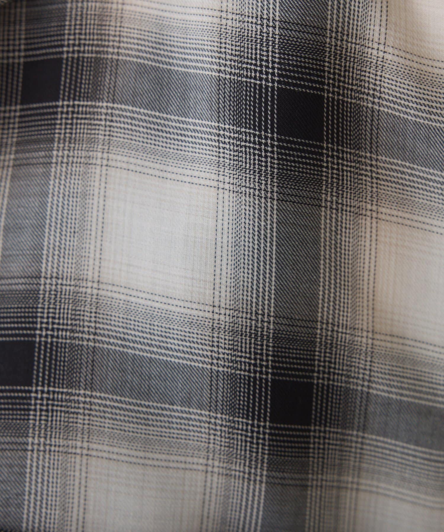 COLONY 2139(コロニー トゥーワンスリーナイン) チェックフードショートシャツ