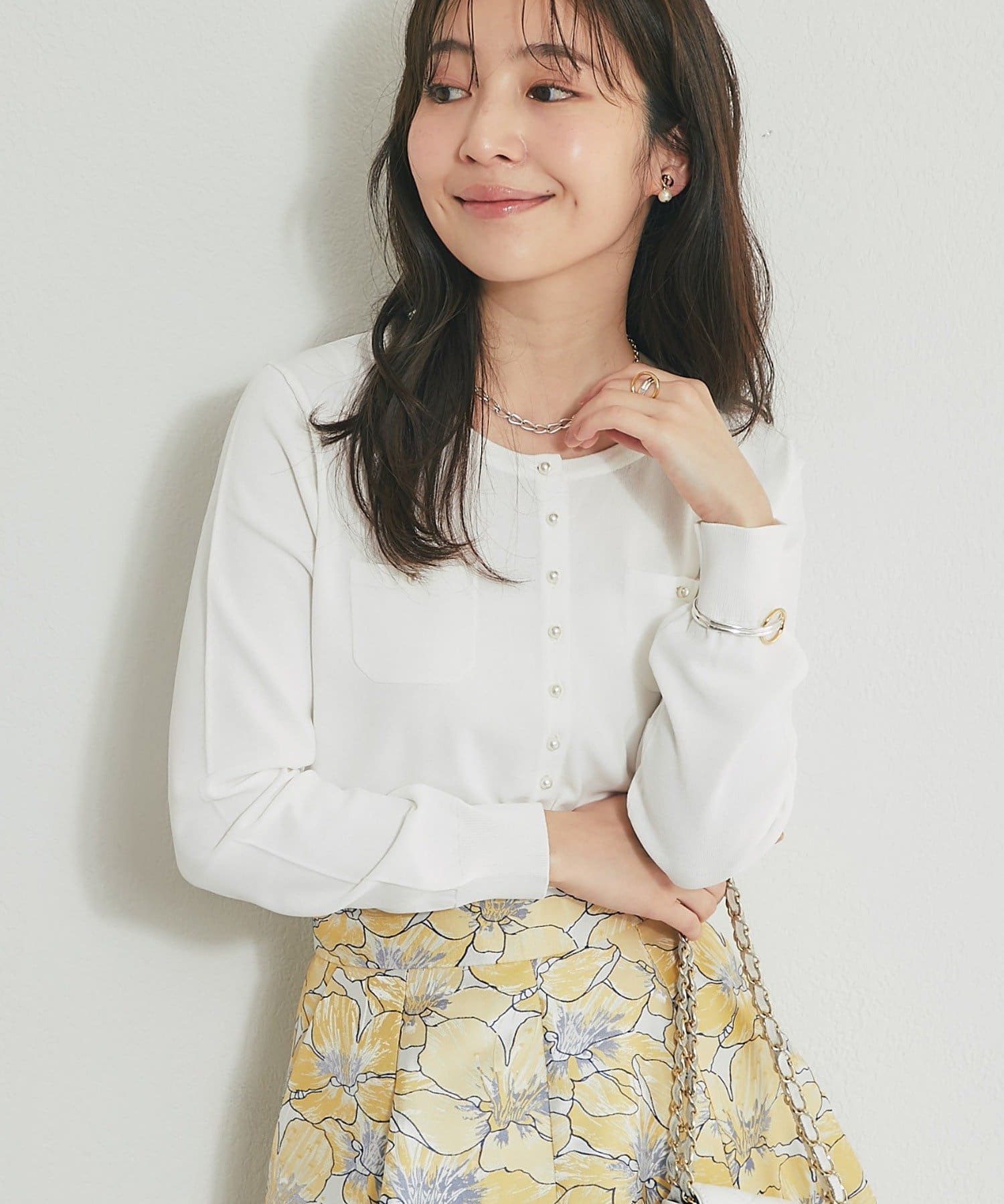 La boutique BonBon(ラブティックボンボン) 【程よいきちんと感】クールタッチUVパール釦カーディガン