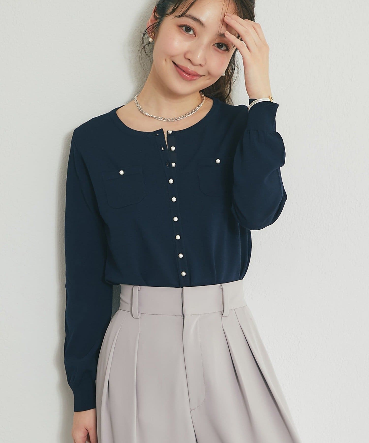 La boutique BonBon(ラブティックボンボン) 【程よいきちんと感】クールタッチUVパール釦カーディガン