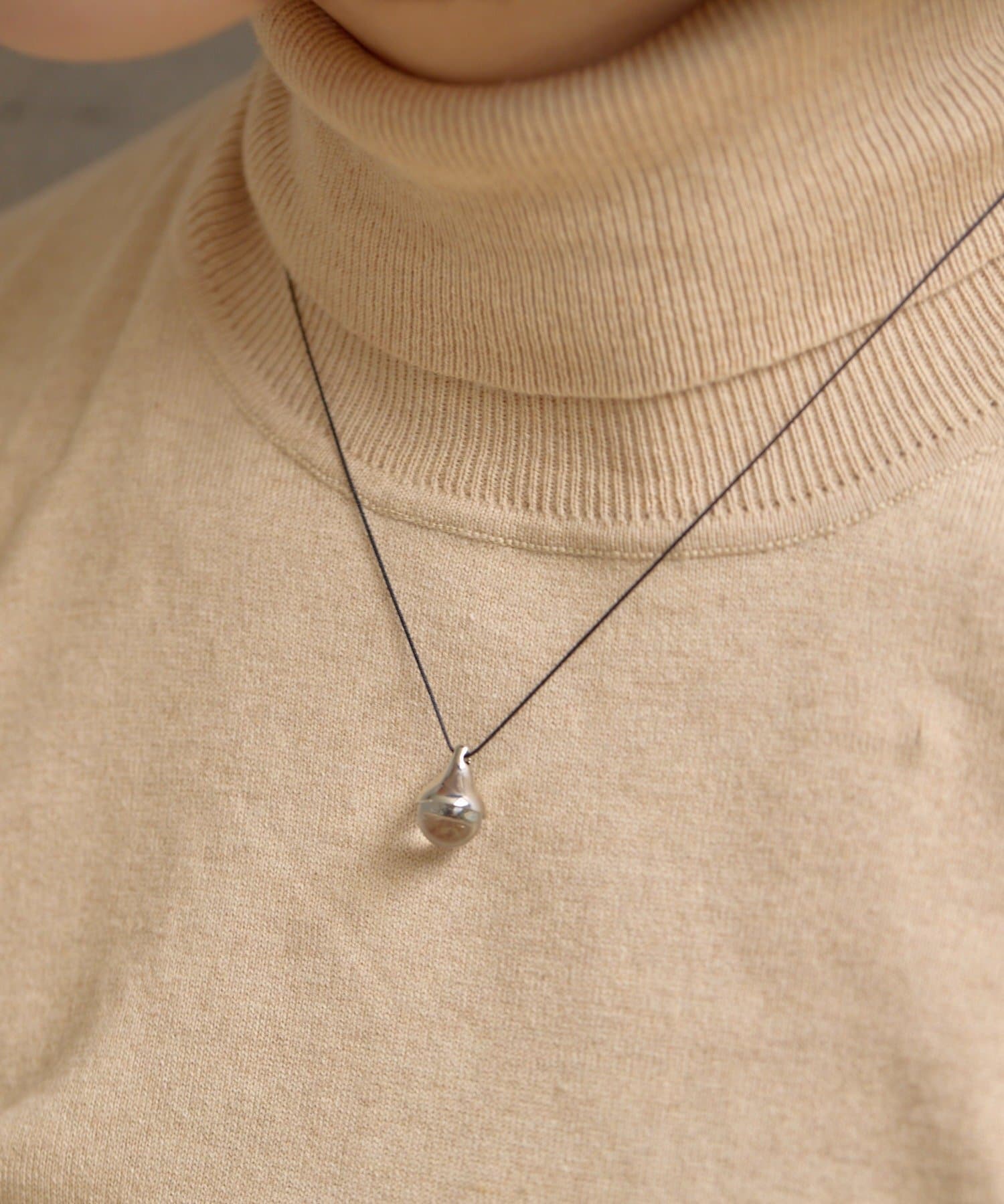 OUTLET(アウトレット) 【ear PAPILLONNER】キャップ付ドロップネックレス