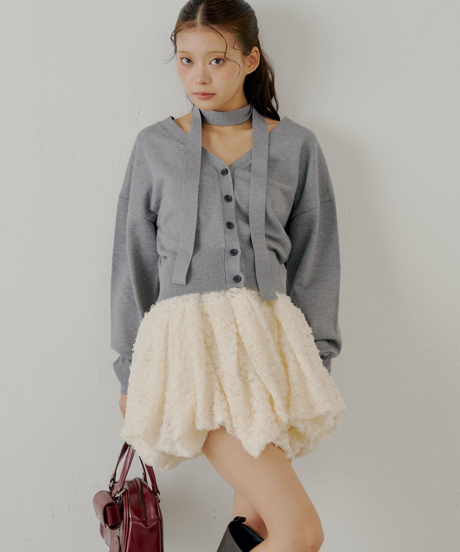 OUTLET(アウトレット) 【Chico】タイ付きコンパクトVニット