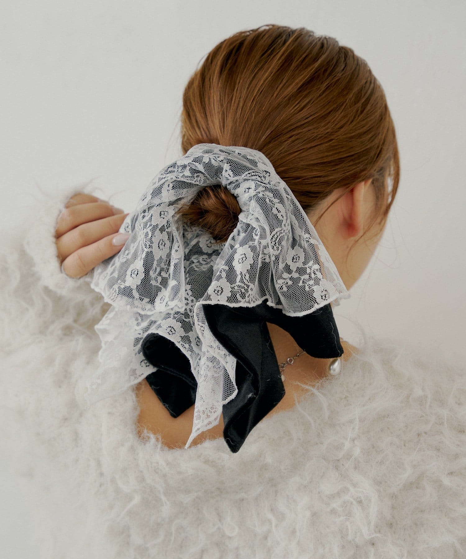 OUTLET(アウトレット) 【Chico】ベロアBIGレースシュシュ