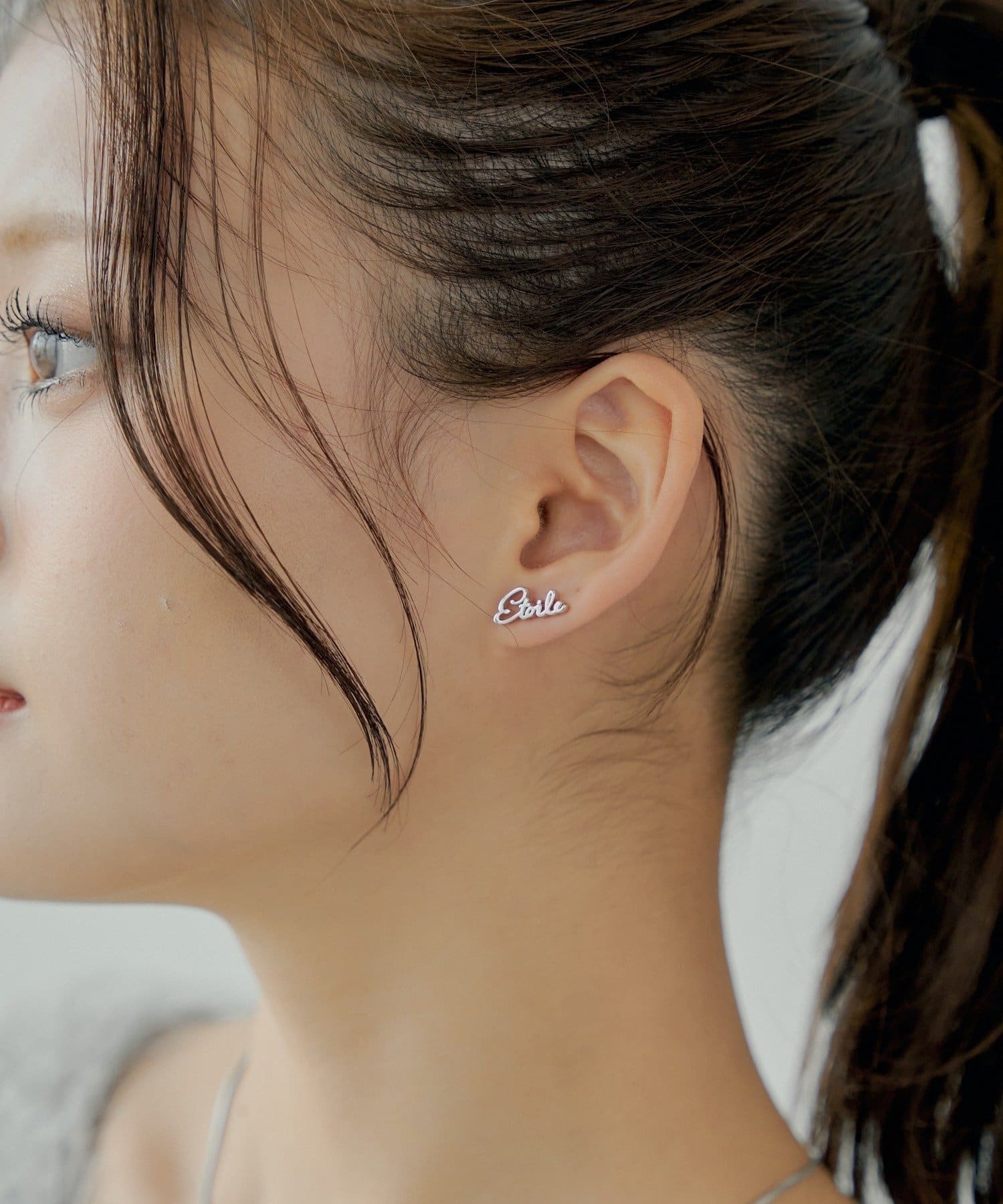 OUTLET(アウトレット) 【Chico】ロゴモチーフピアス