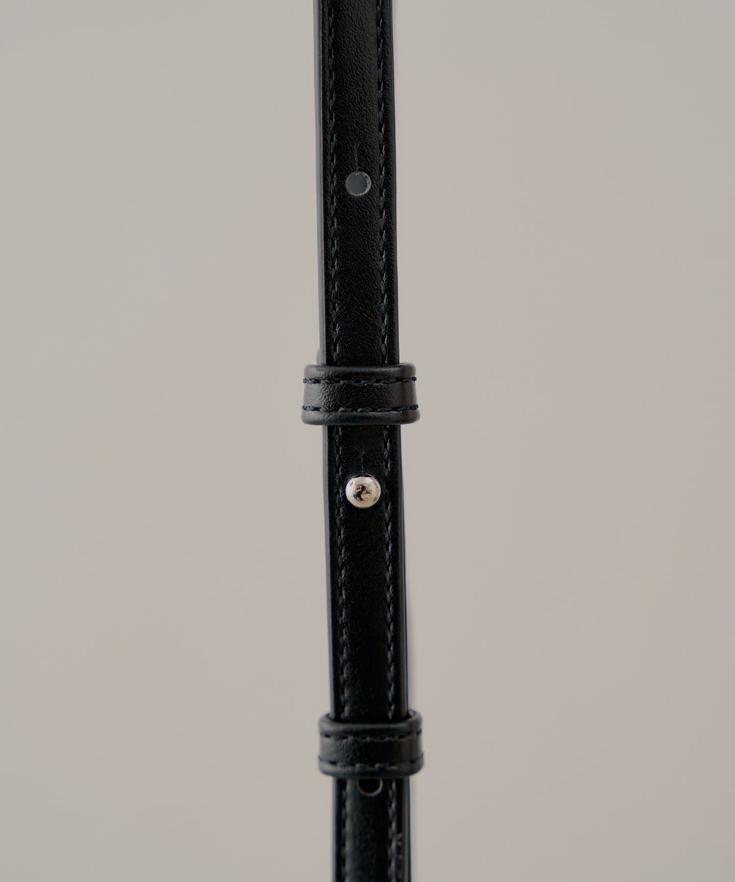 OUTLET(アウトレット) 【Chico】ハートチャーム付きスマホショルダー