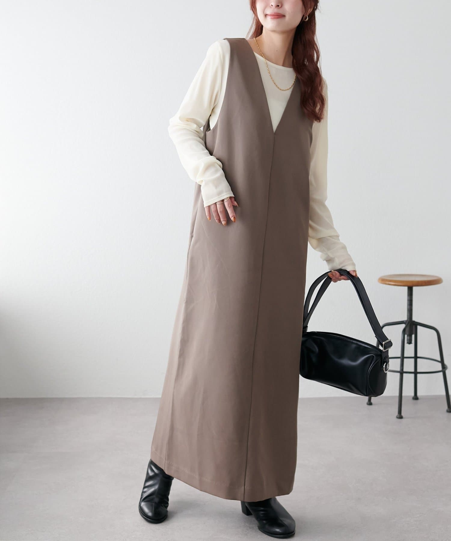 OUTLET(アウトレット) 【Discoat】深Vジャンスカ