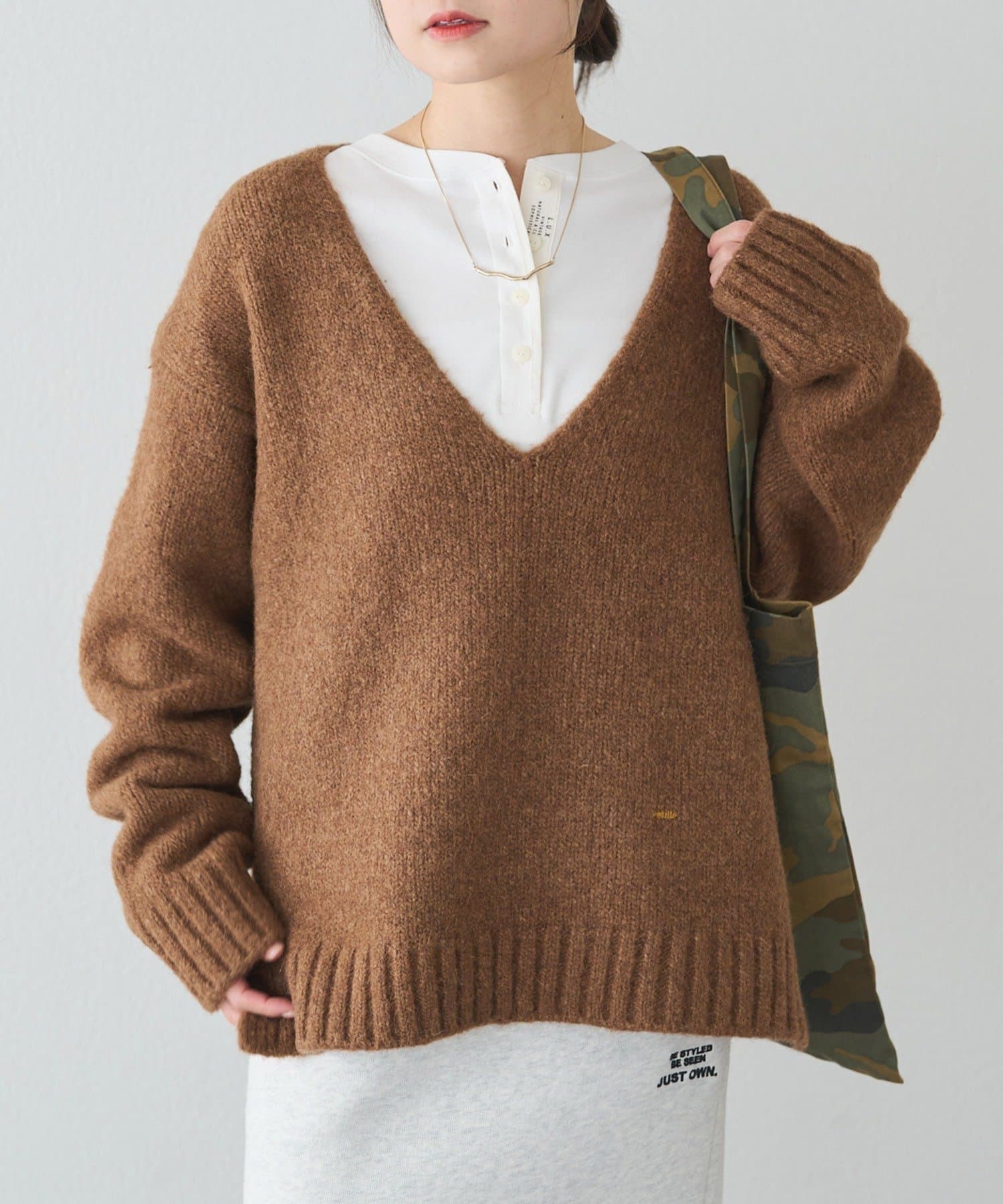 PUAL CE CIN(ピュアルセシン) アルパカ混深Vネックニットプルオーバー