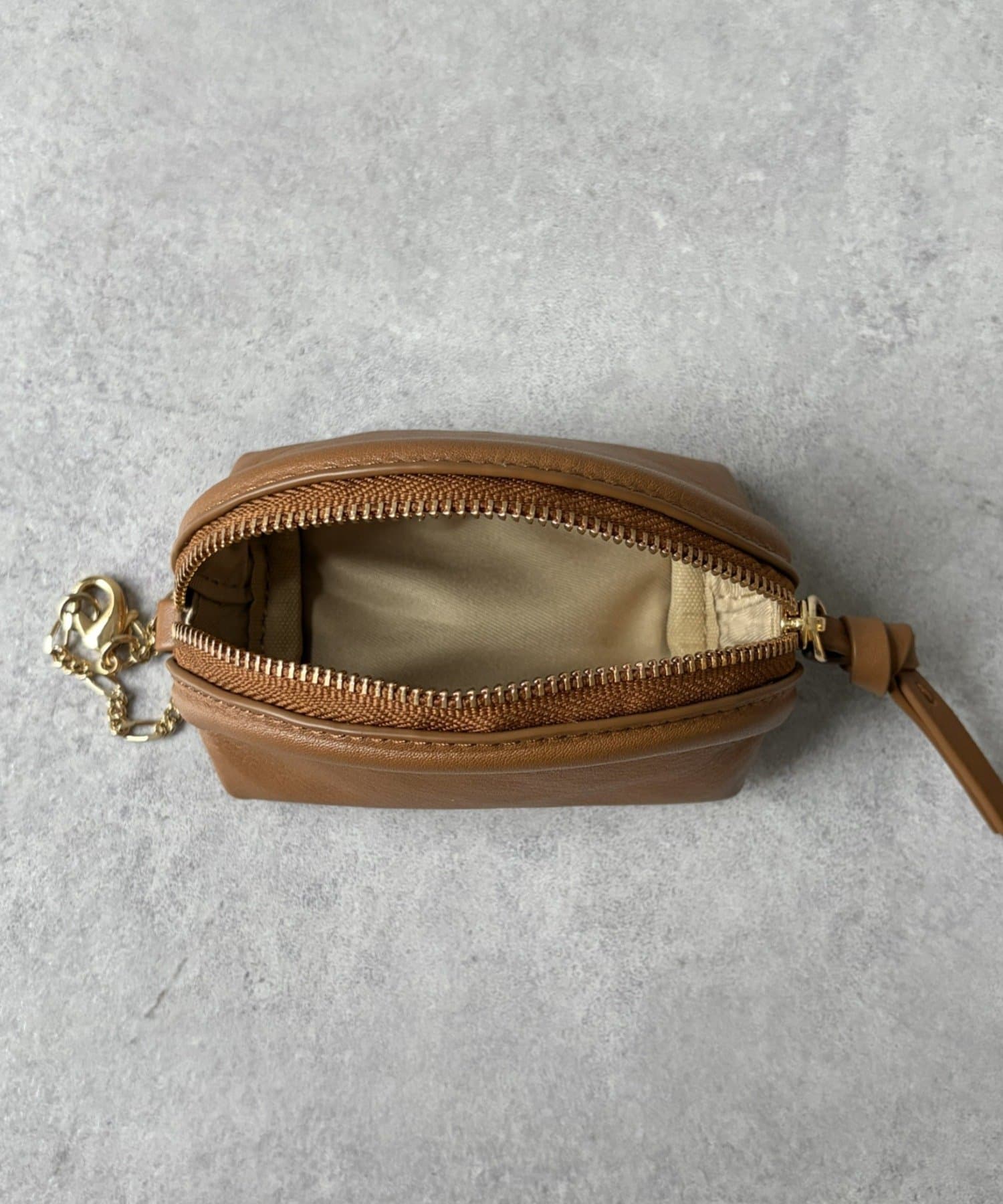 gemeil(ジェムイル) レザーポーチチャーム(PT-349)