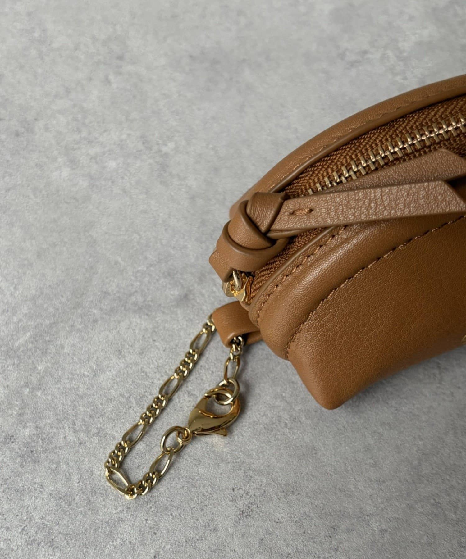 gemeil(ジェムイル) レザーポーチチャーム(PT-349)