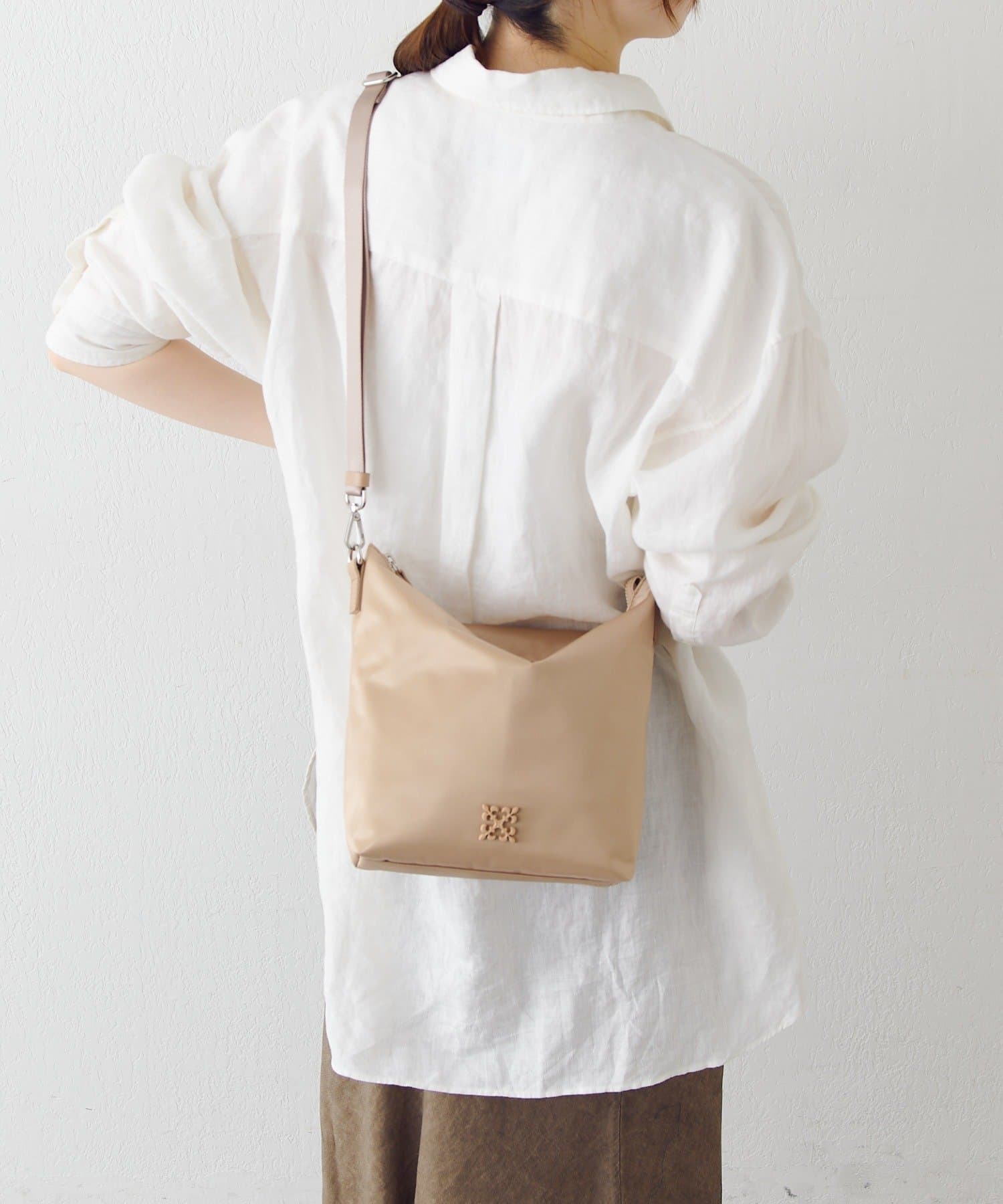 russet(ラシット) スタンダードミニショルダーバッグ <クラウズナイロン>