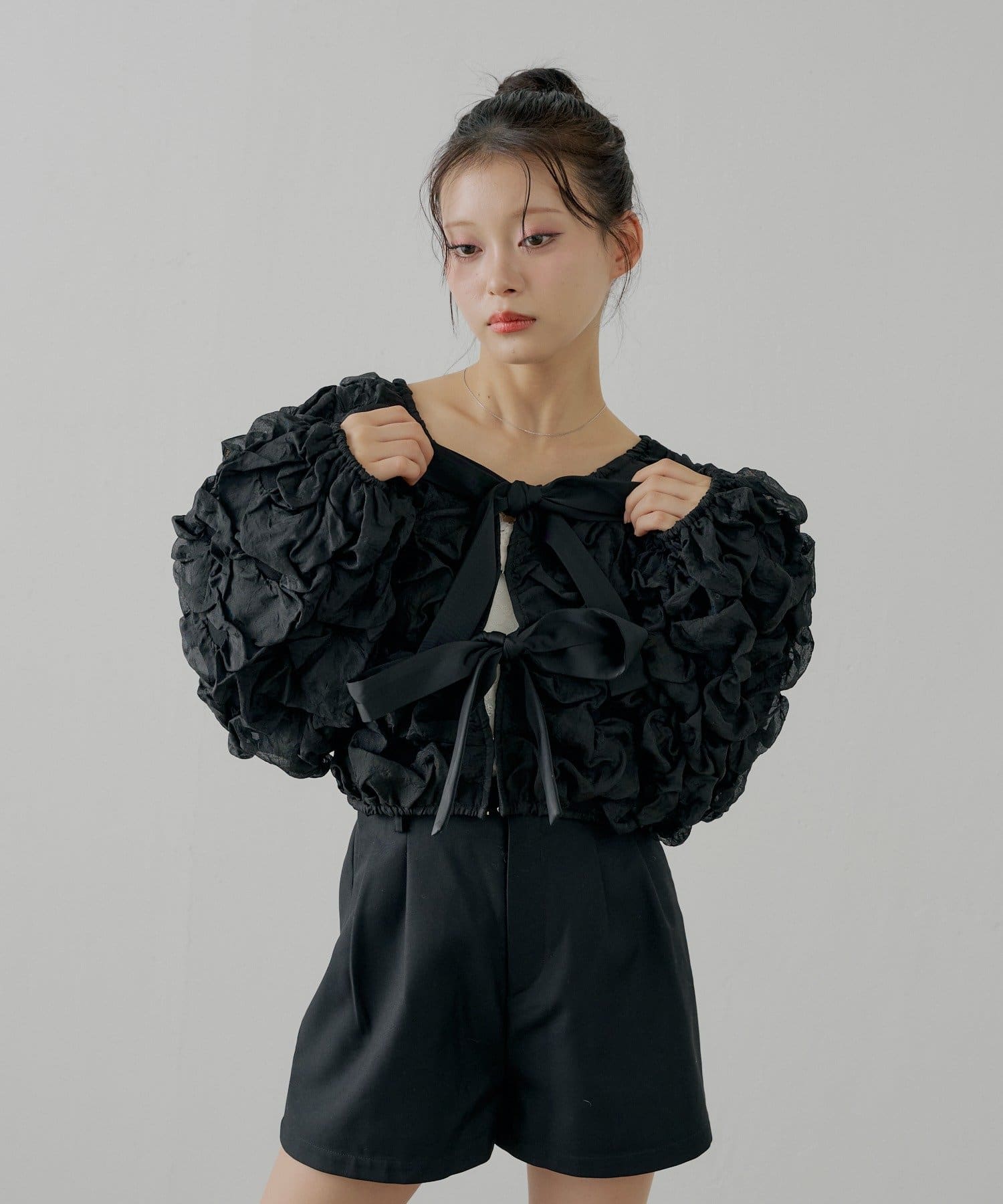 Chico(チコ) 【12/19(金)18時販売】前後2wayフロントリボンポコポコブラウス