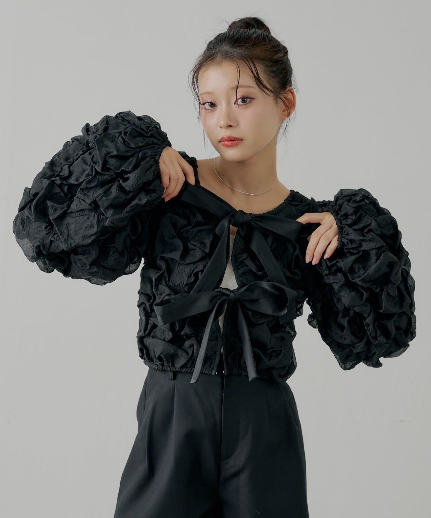 Chico(チコ) 【12/19(金)18時販売】前後2wayフロントリボンポコポコブラウス