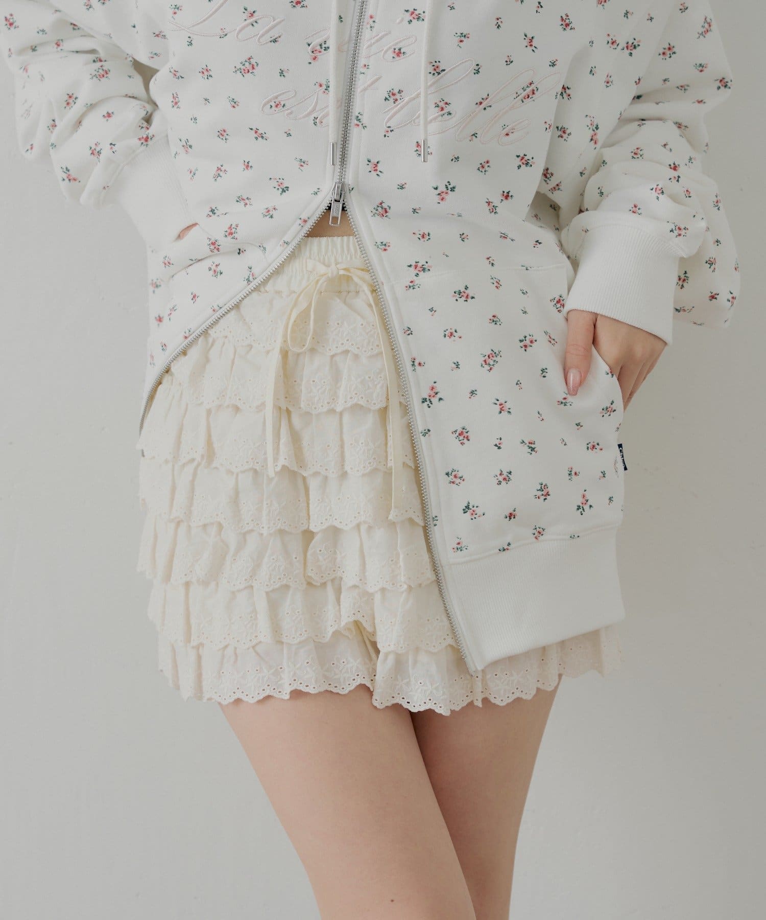 Chico(チコ) 【12/19(金)18時販売】レースフリルティアードスカート