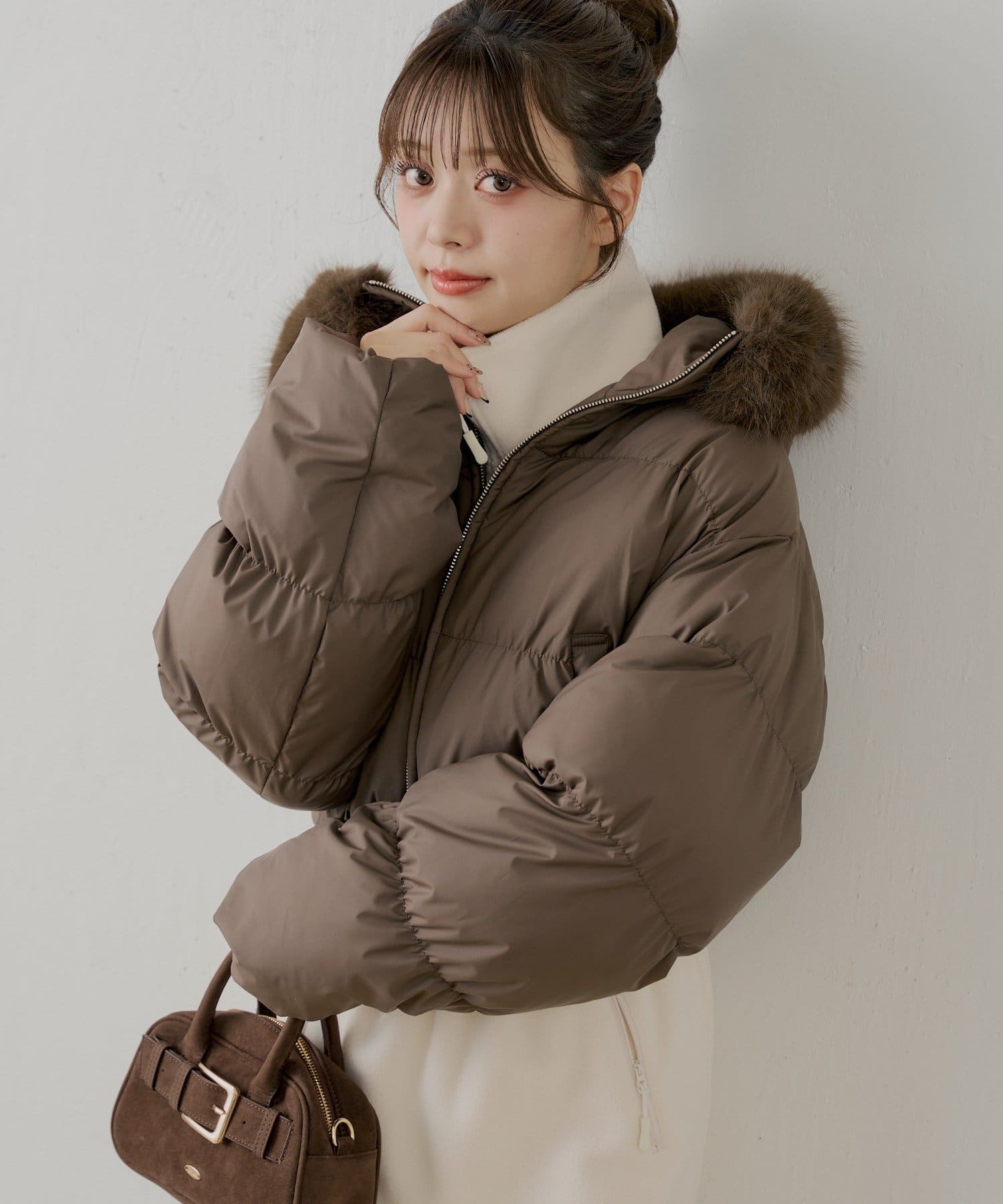 Chico(チコ) ショート丈ファーフード中綿ブルゾン