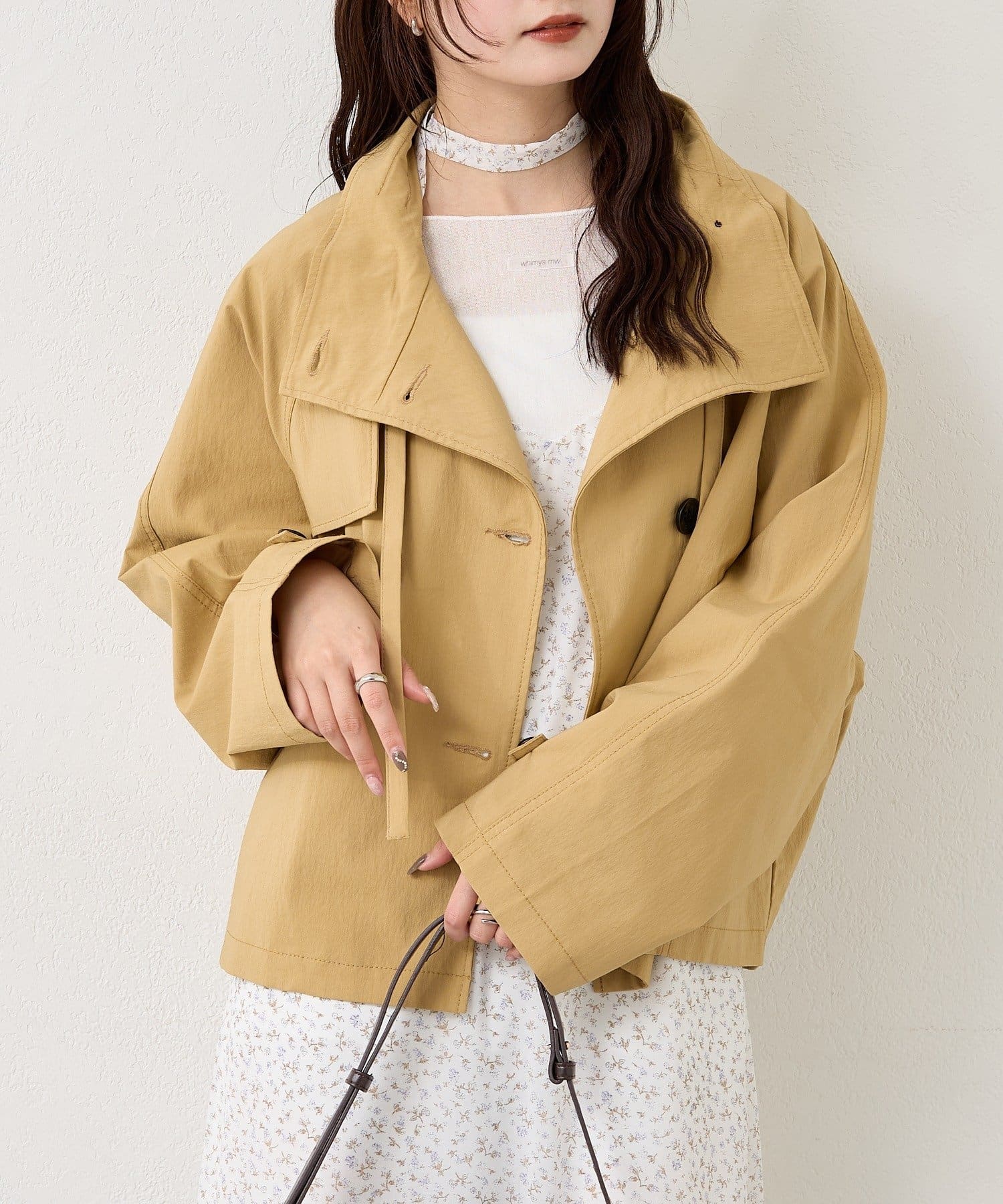 mystic(ミスティック) スタンドカラーショートトレンチ