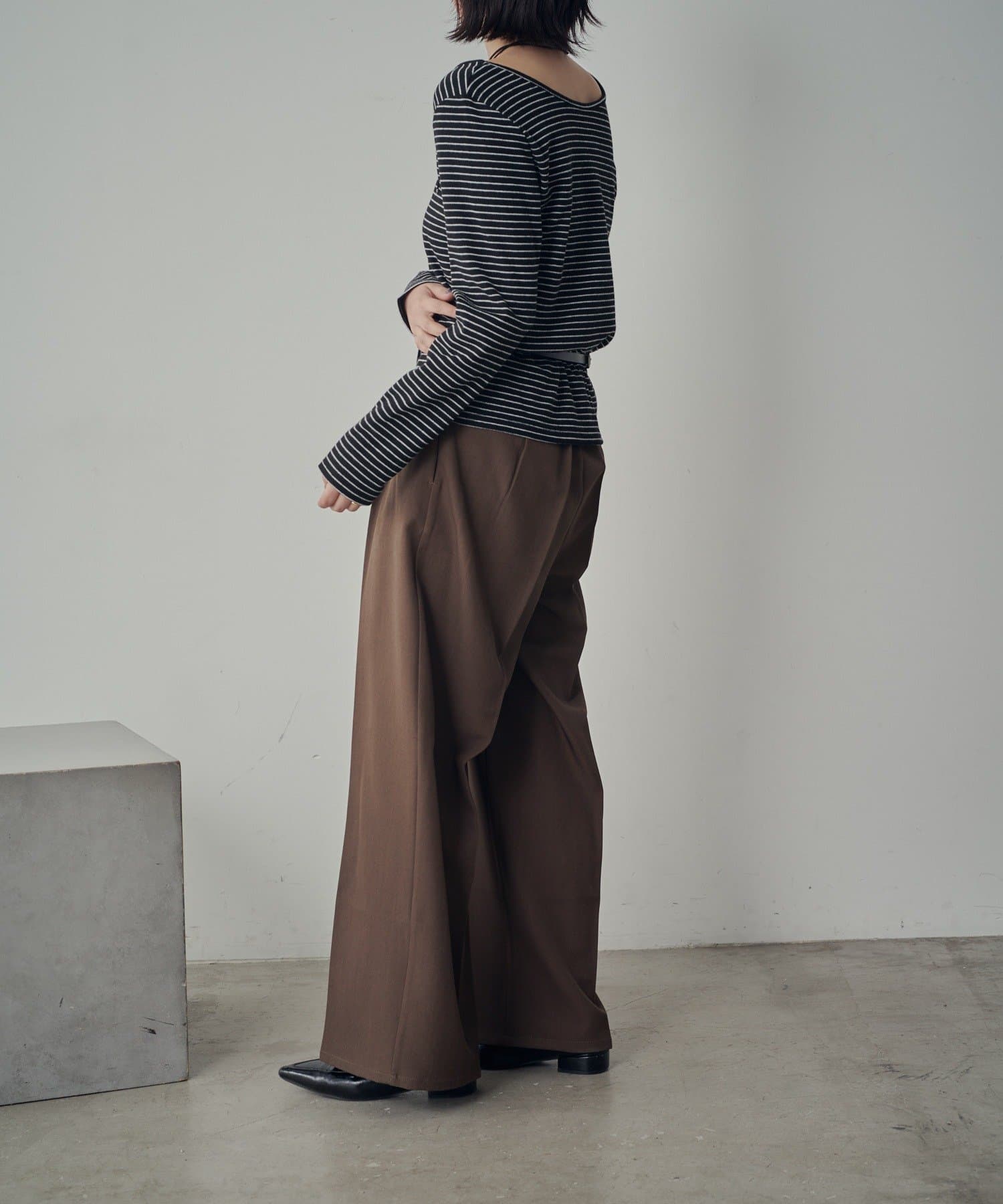 -goocy-(グーシー) 【着回し抜群！】前後2WAYネックプルオーバー