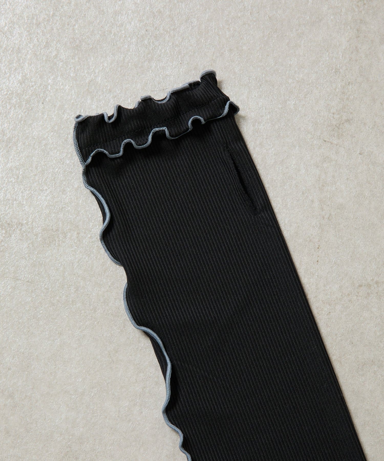 COLONY 2139(コロニー トゥーワンスリーナイン) 冷感UVシャーリングアームカバー60cm