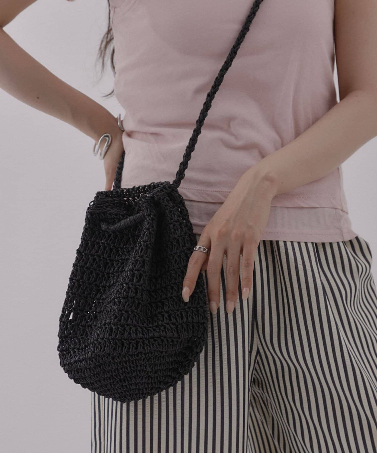 COLONY 2139(コロニー トゥーワンスリーナイン) ２WAYハンドルペーパーミニ巾着バッグ