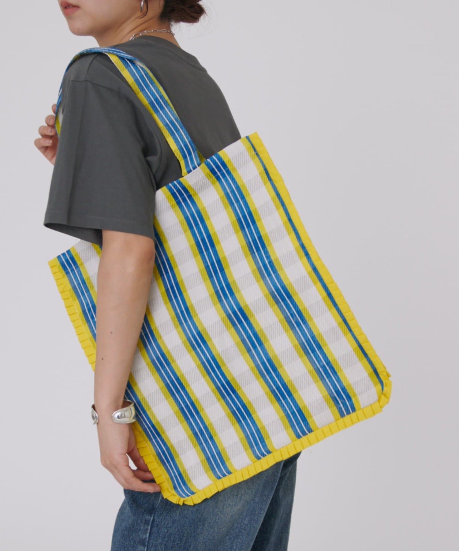 COLONY 2139(コロニー トゥーワンスリーナイン) アソート柄メッシュフリルトートバッグ