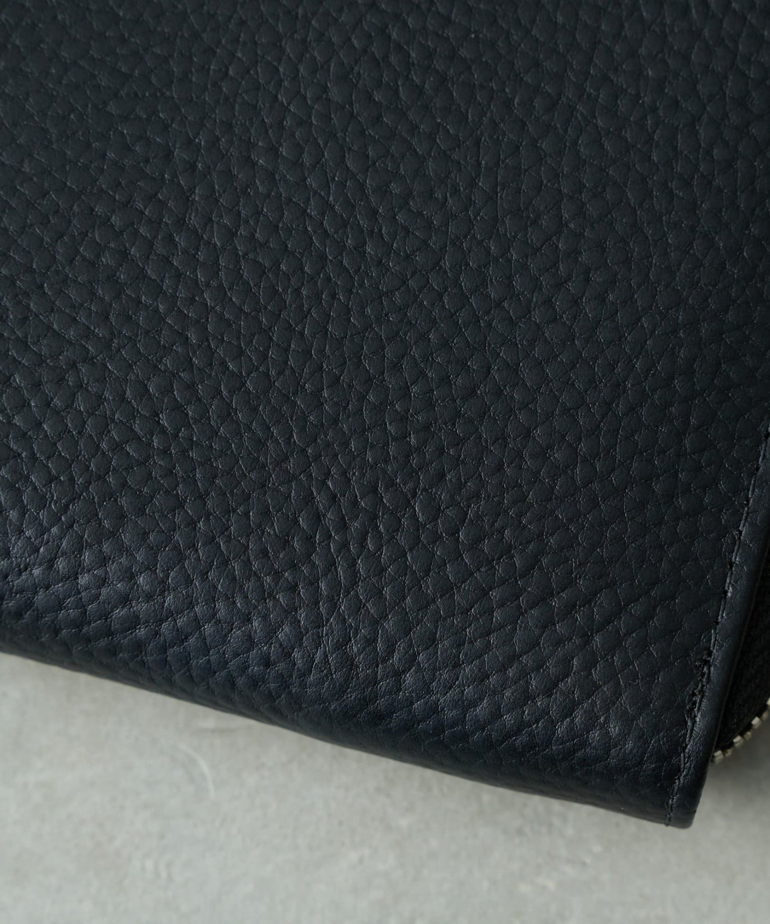 BIRTHDAY BAR(バースデイバー) 本革 コンパクトウォレット B7サイズ 財布