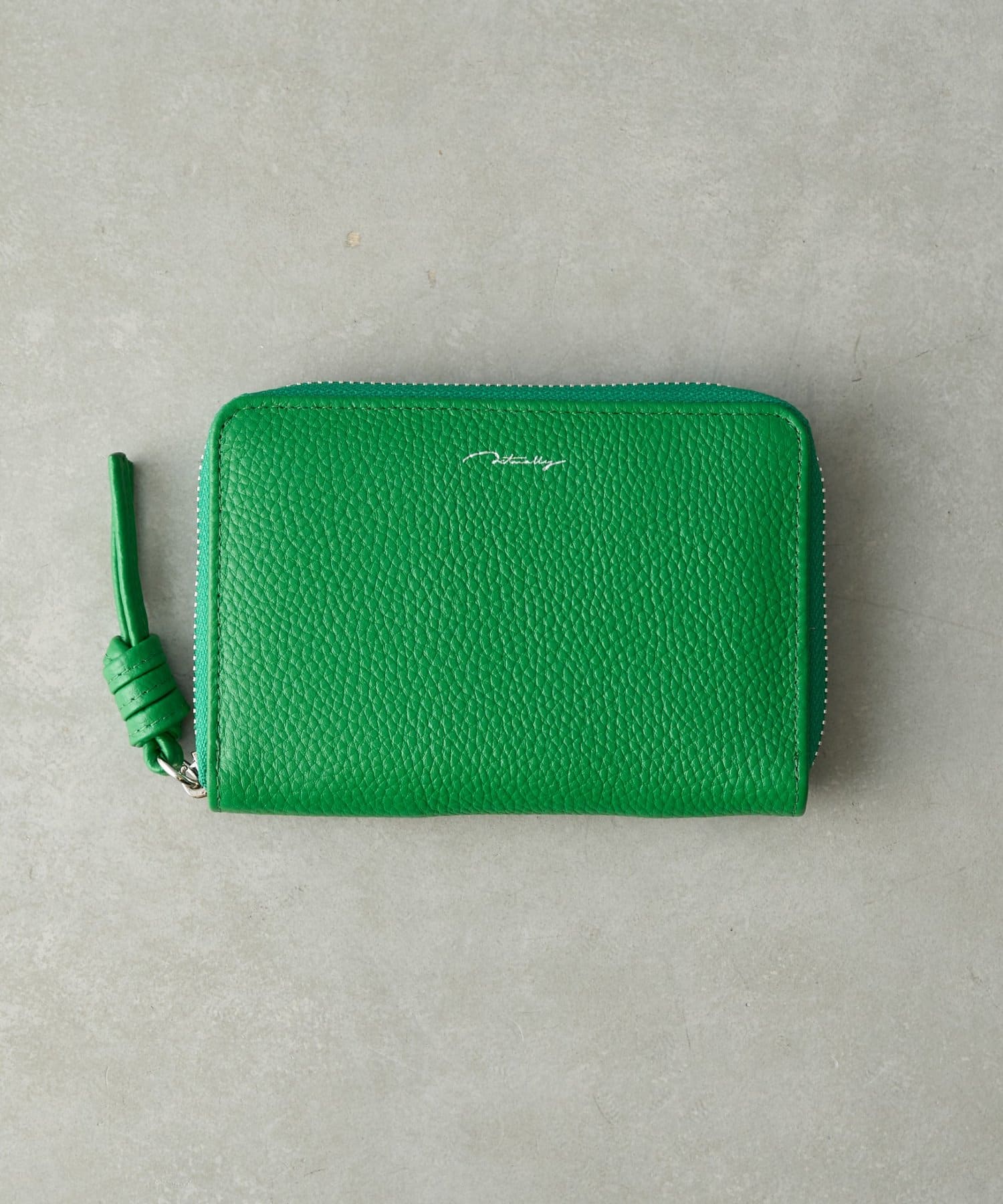 BIRTHDAY BAR(バースデイバー) 本革 コンパクトウォレット B7サイズ 財布