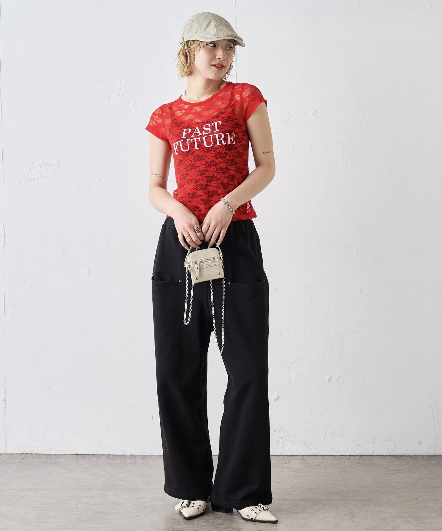 OUTLET(アウトレット) 【WHO'S WHO gallery】 FUTURE レースTEE