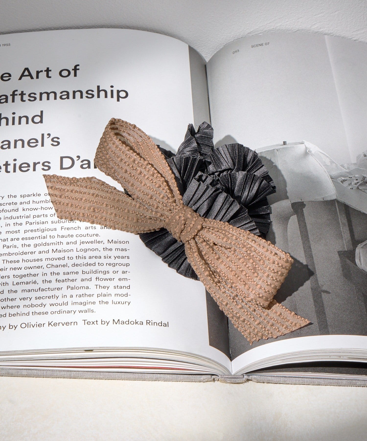 Lattice(ラティス) リボン付きプリーツシュシュ