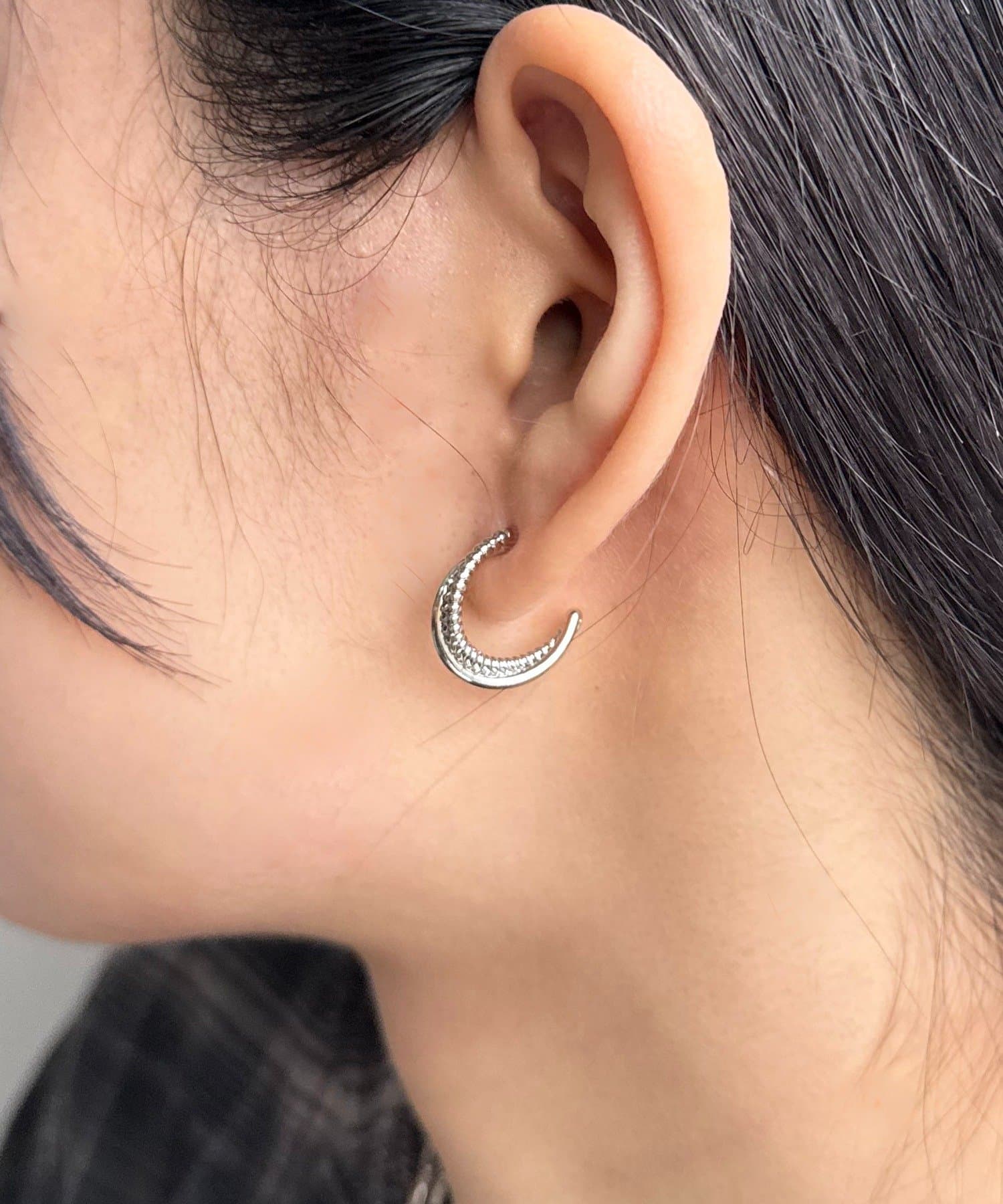 Lattice(ラティス) ニュアンスフープピアス