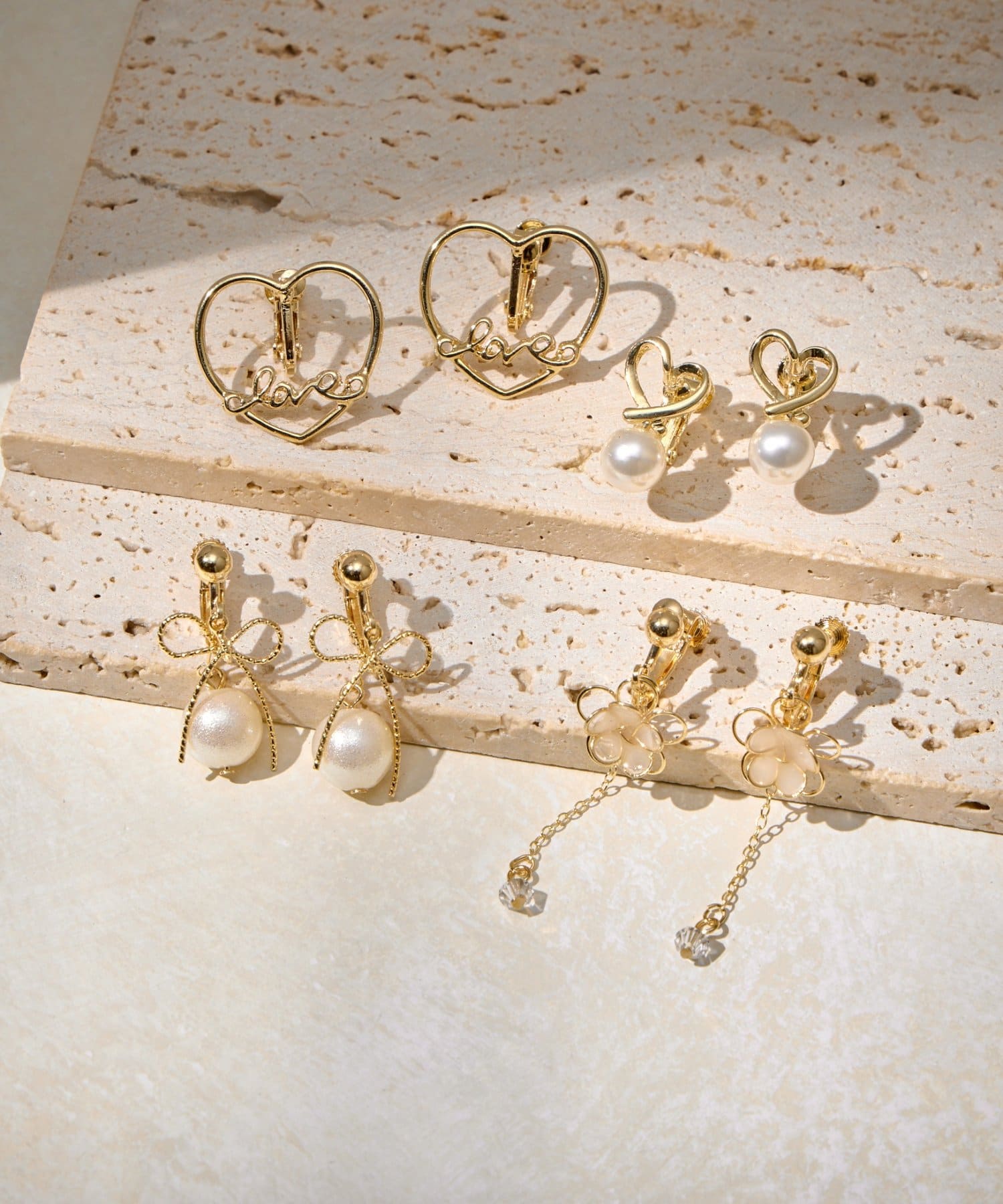 Lattice(ラティス) 華奢フラワーイヤリング