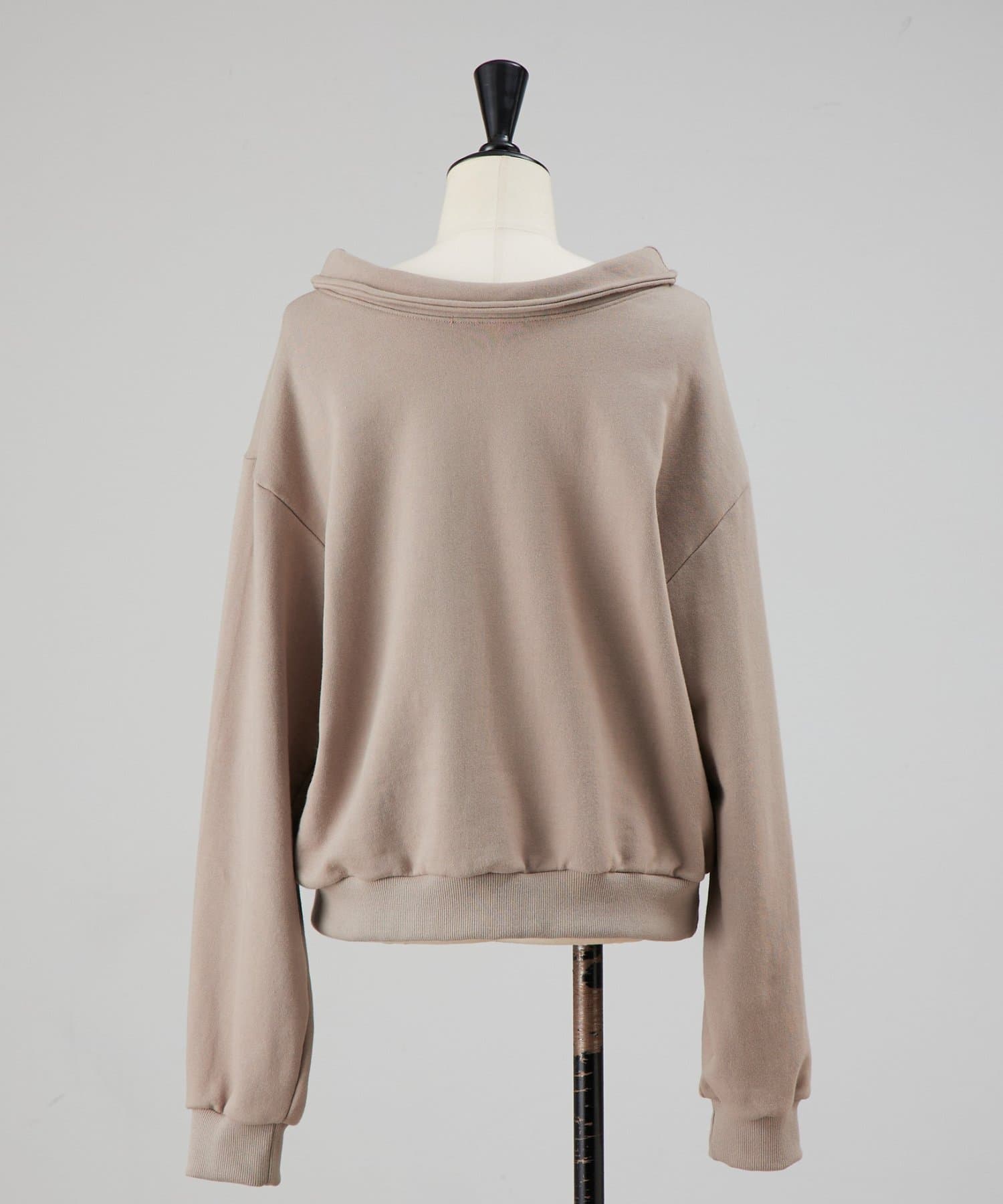 BEARDSLEY(ビアズリー) オフショルトレーナー