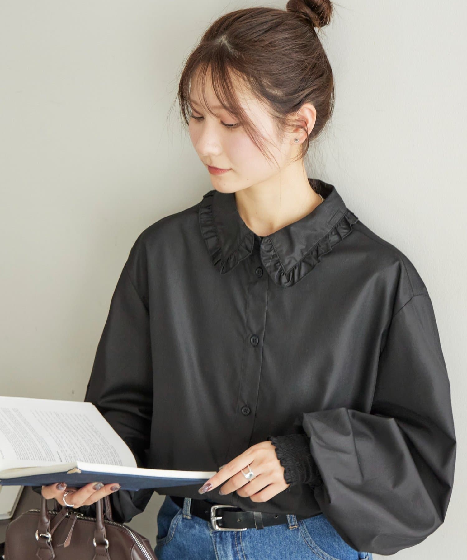 DISCOAT(ディスコート) 【SS先行予約/WEB限定】フリルカラーブラウス