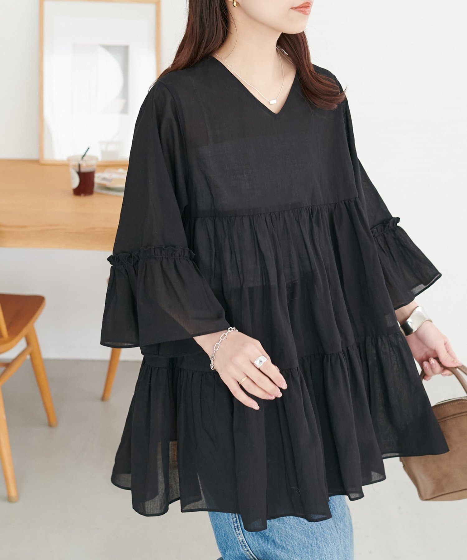 DISCOAT(ディスコート) 【SS先行予約/WEB限定】ティアードオーバースリーブブラウス