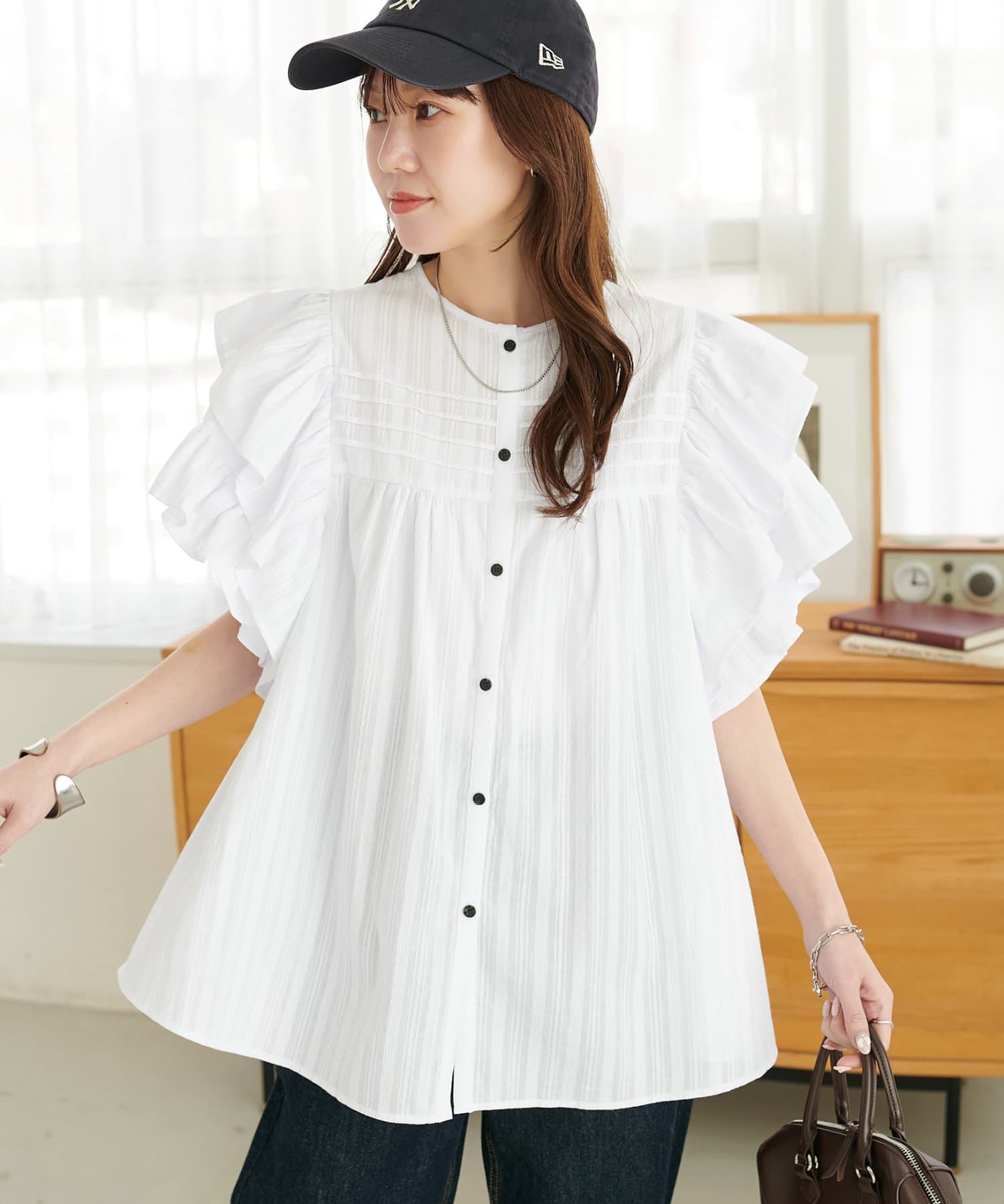 DISCOAT(ディスコート) 【WEB限定】フリル袖ジャガードブラウス