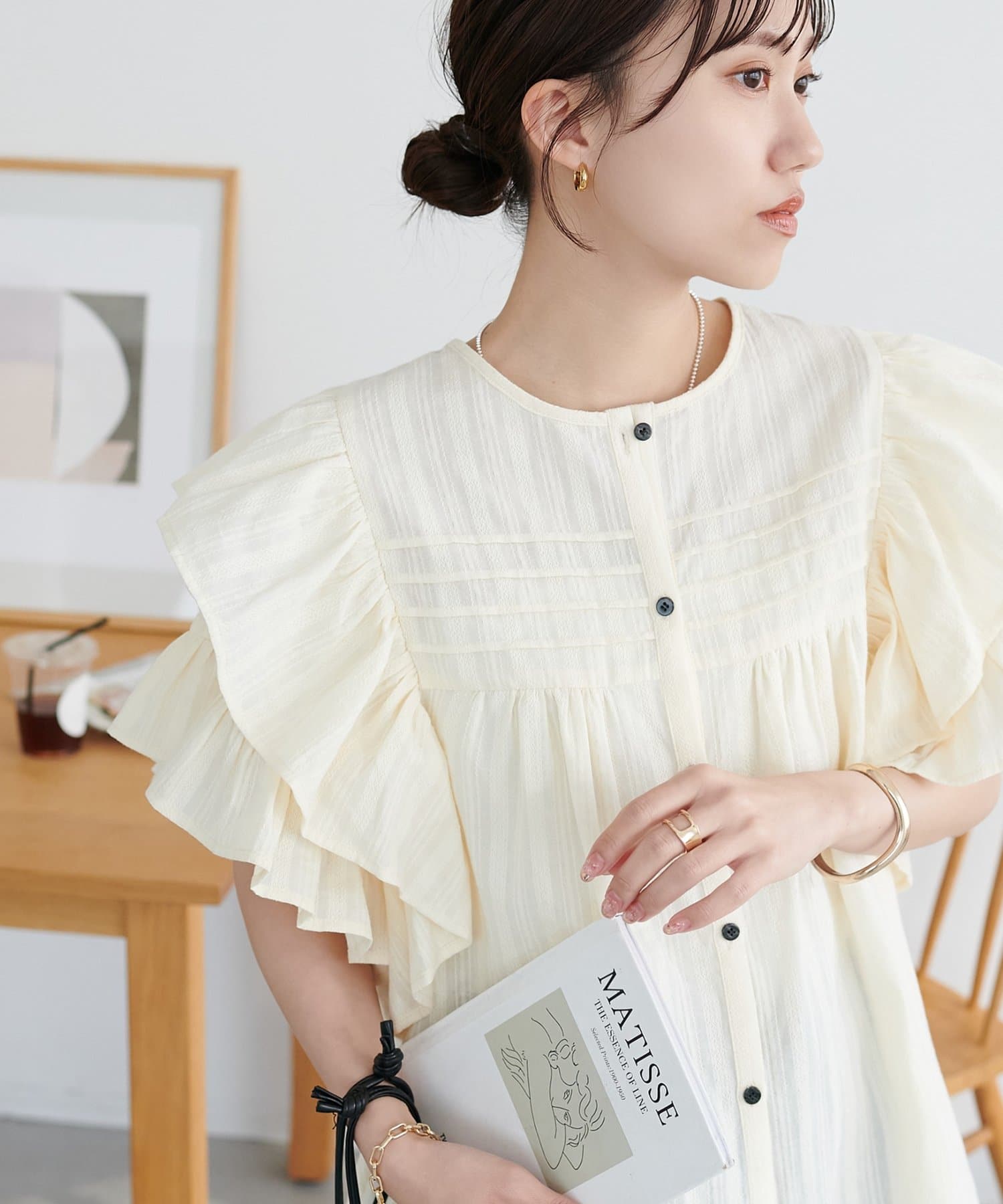 DISCOAT(ディスコート) 【WEB限定】フリル袖ジャガードブラウス