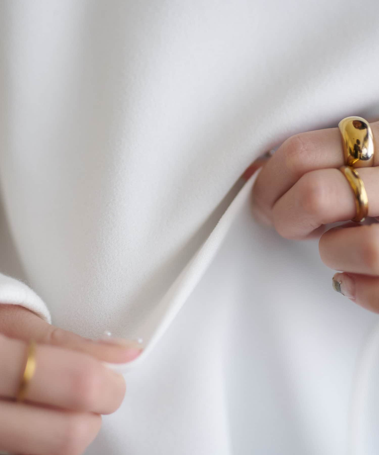 DISCOAT(ディスコート) 【Noka】ジップ使いドルマンプルオーバー