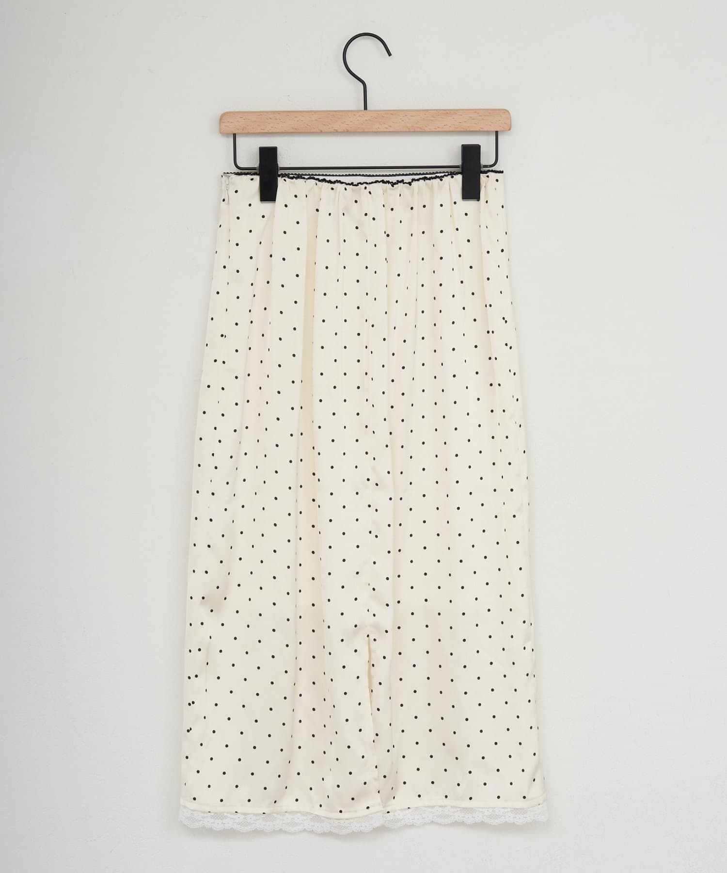 DISCOAT(ディスコート) 【umm.】ドット柄サテンナロースカート