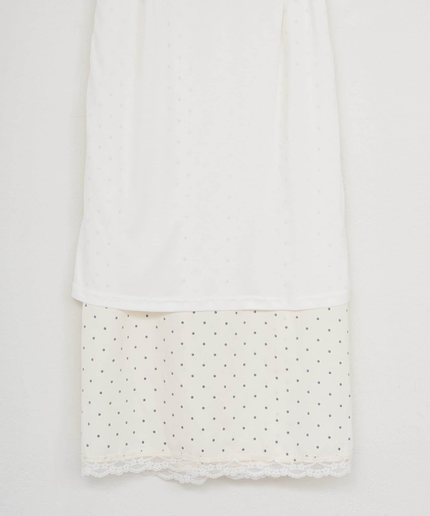 DISCOAT(ディスコート) 【umm./ミドル丈】ドット柄サテンナロースカート