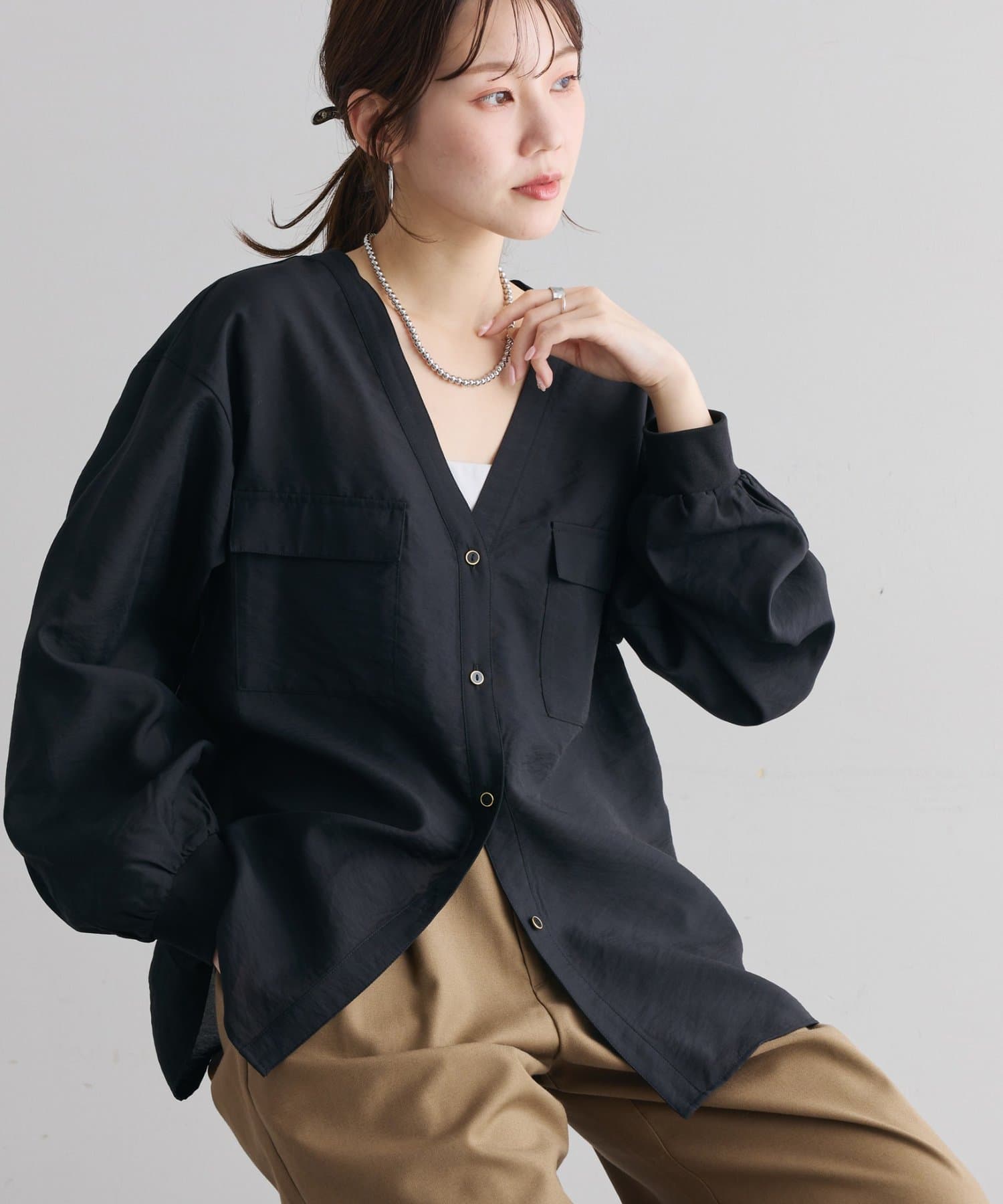 DISCOAT(ディスコート) 【Noka】袖口リブポケ付ブラウス